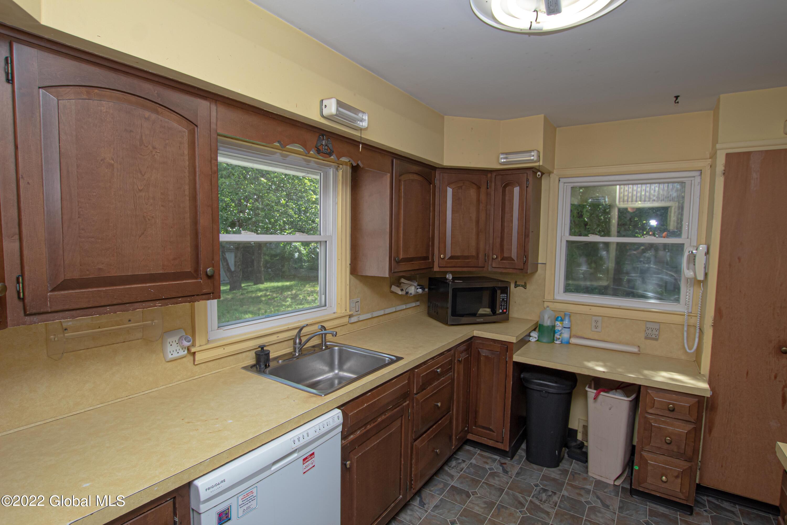 2901 W Old State Road