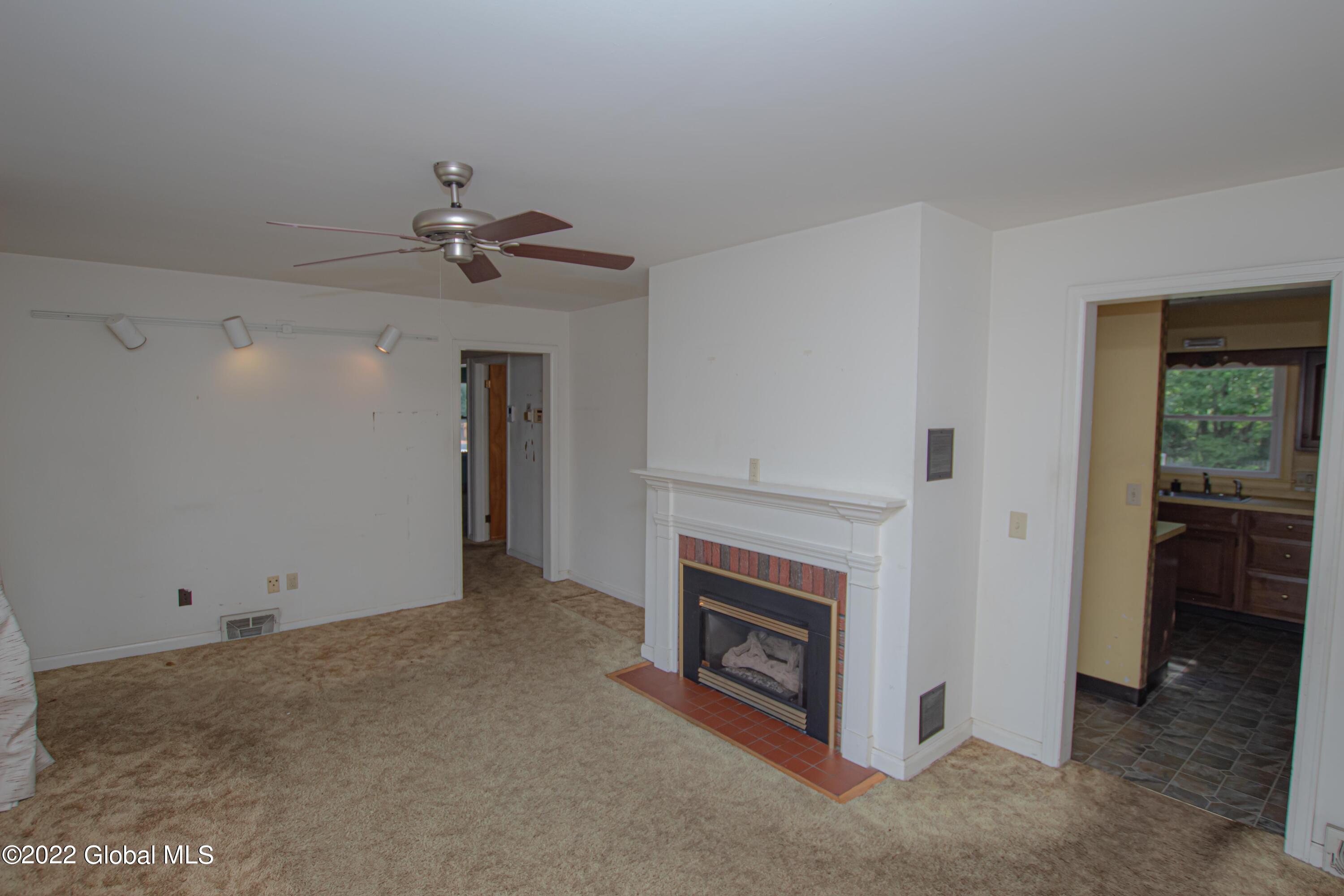 2901 W Old State Road