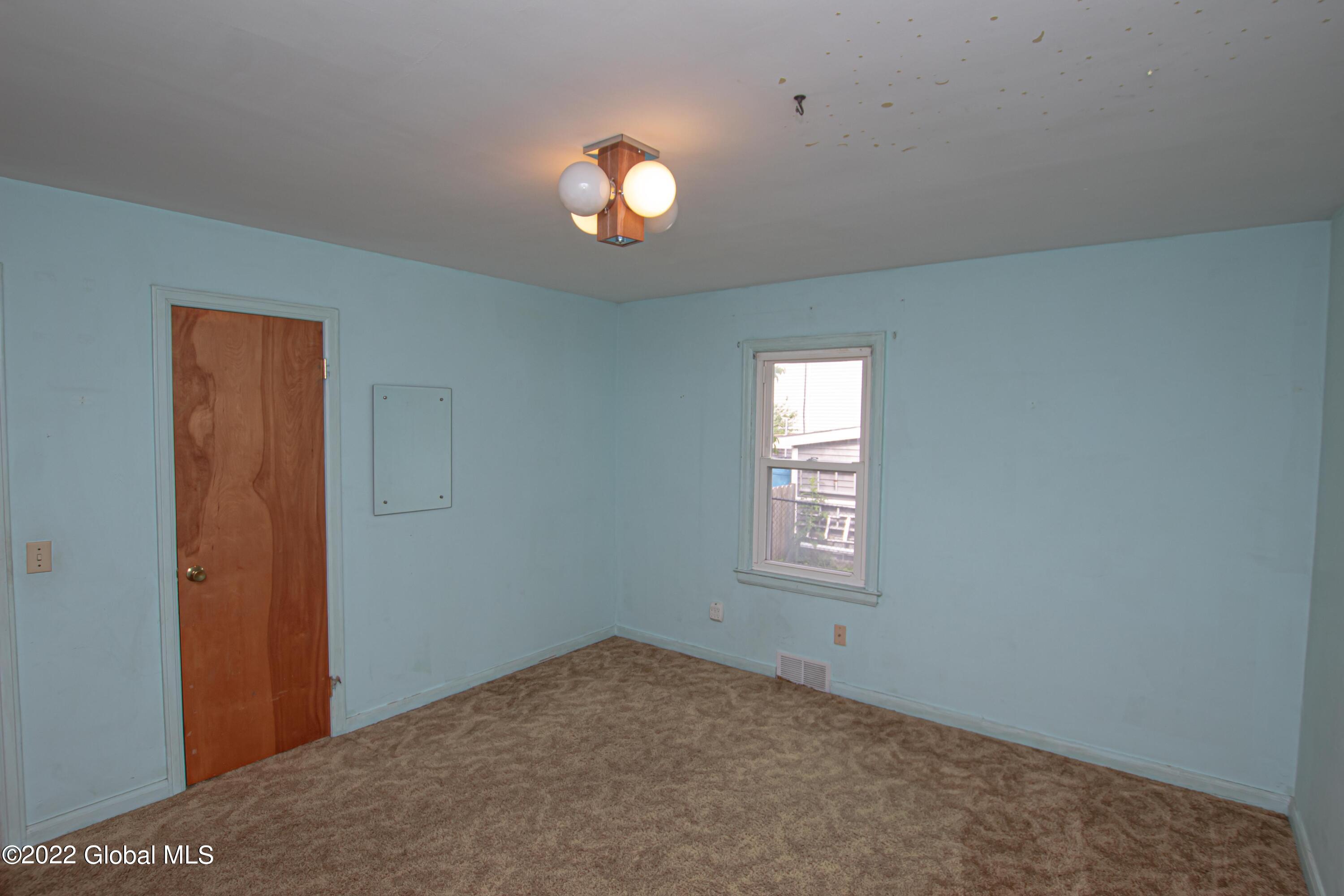2901 W Old State Road