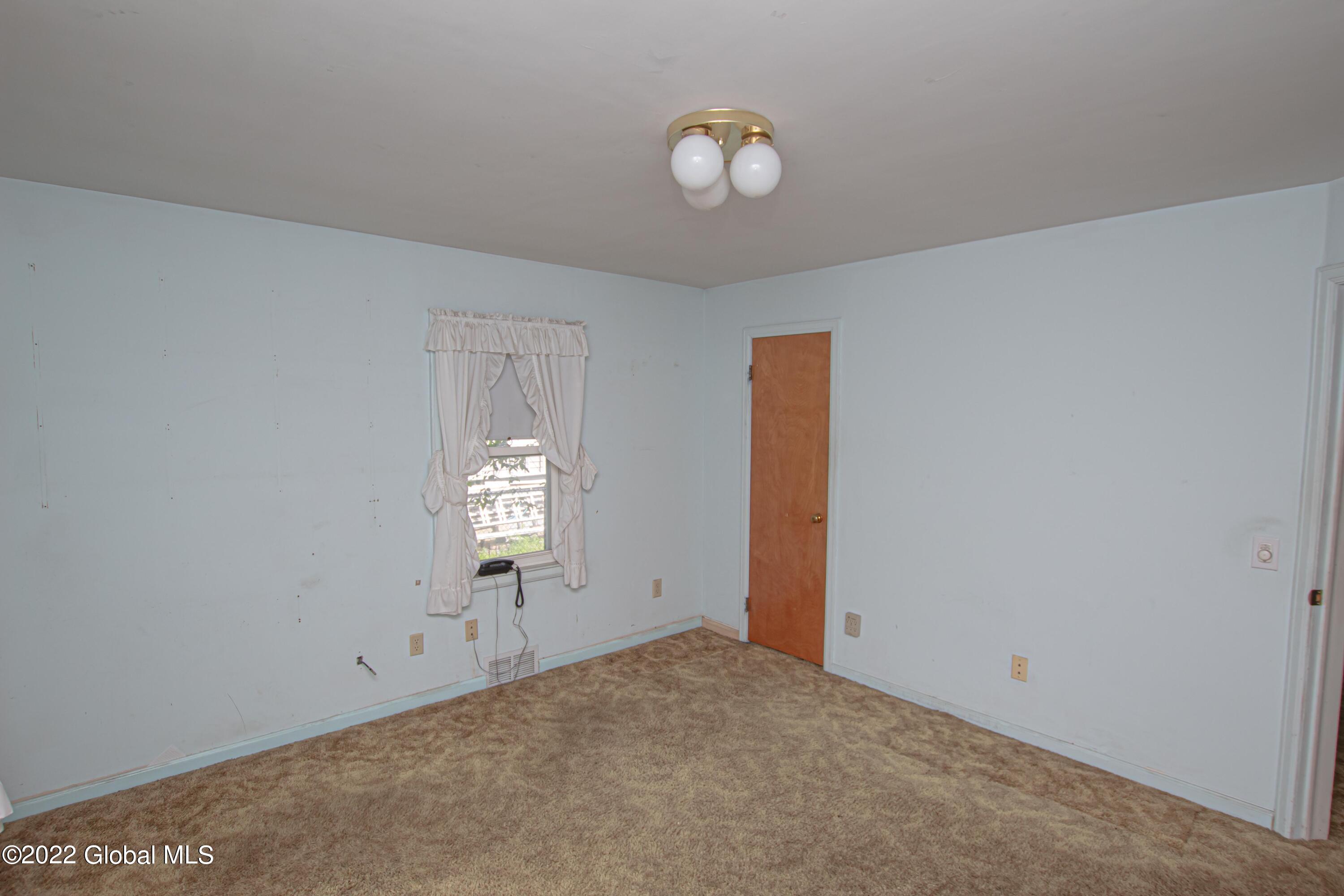 2901 W Old State Road