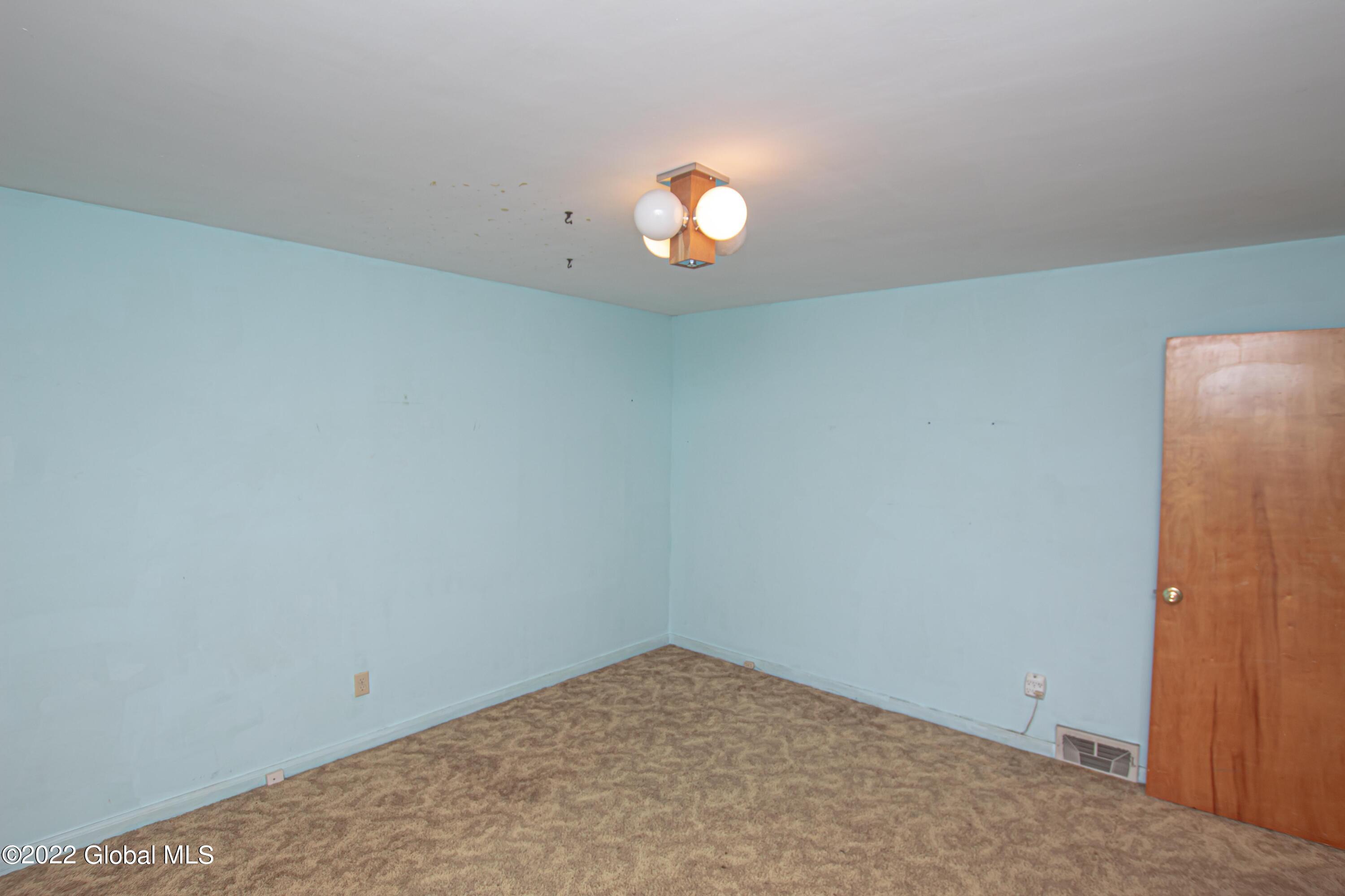 2901 W Old State Road