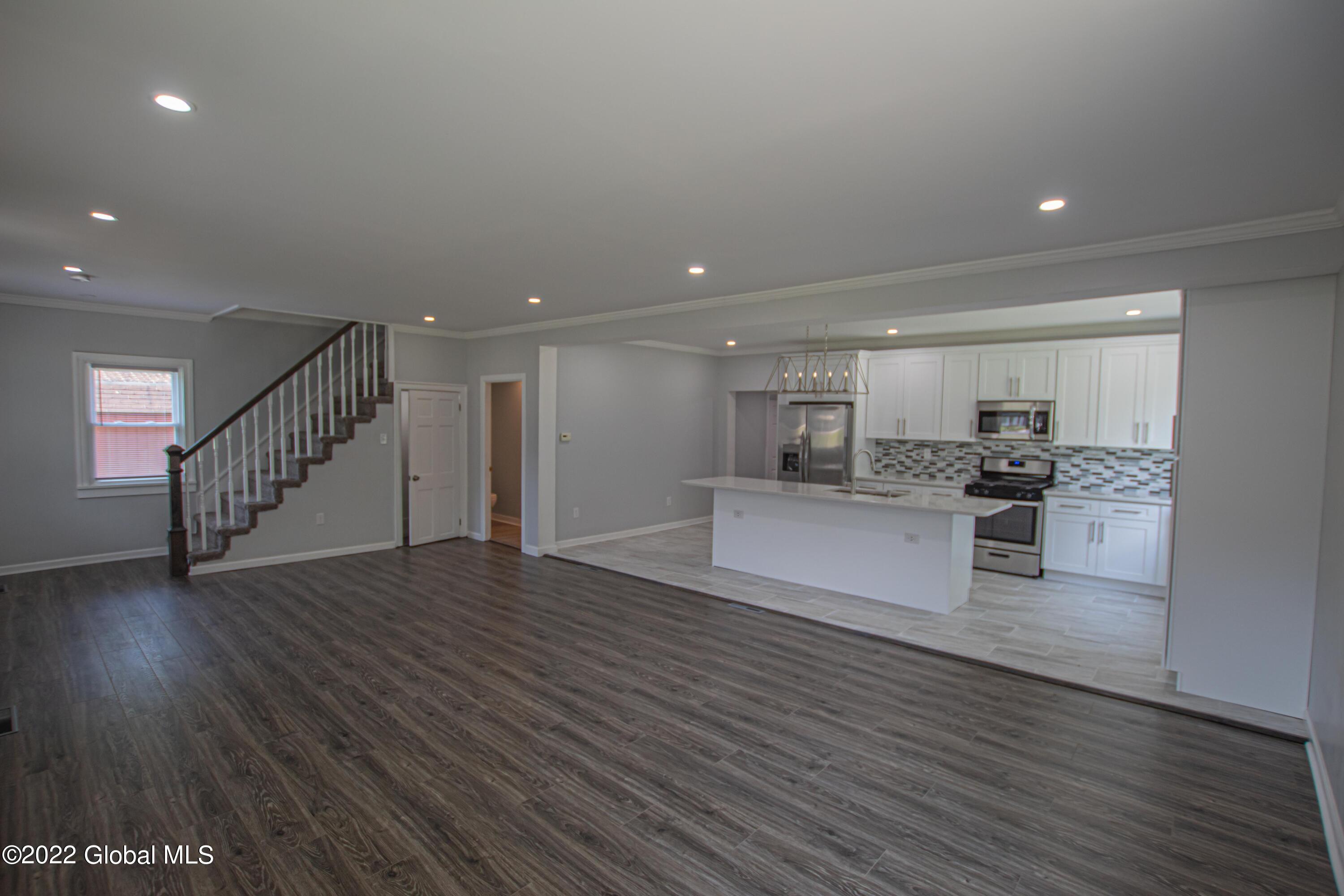 1314 W High Street