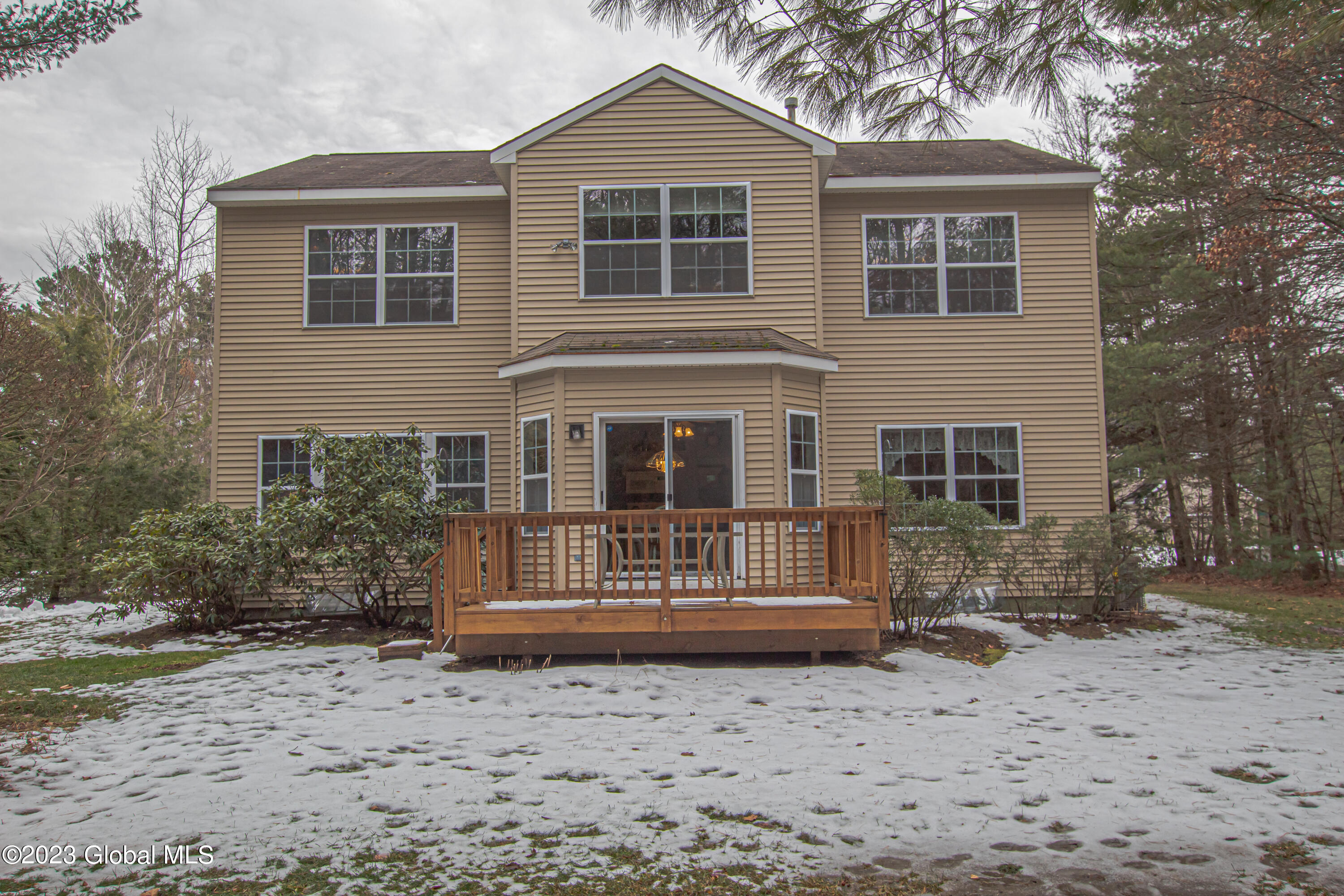 41 Lehland Drive