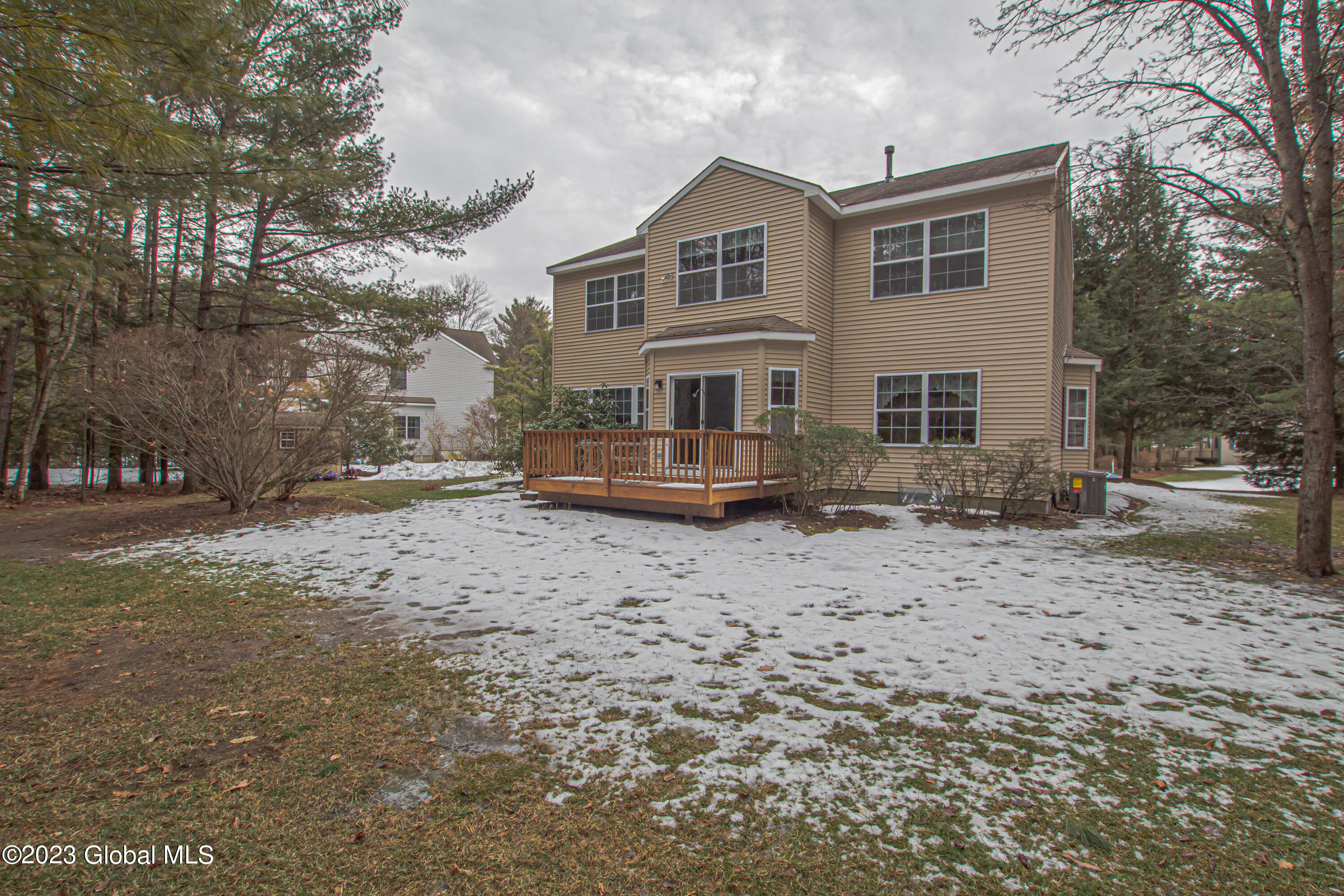41 Lehland Drive