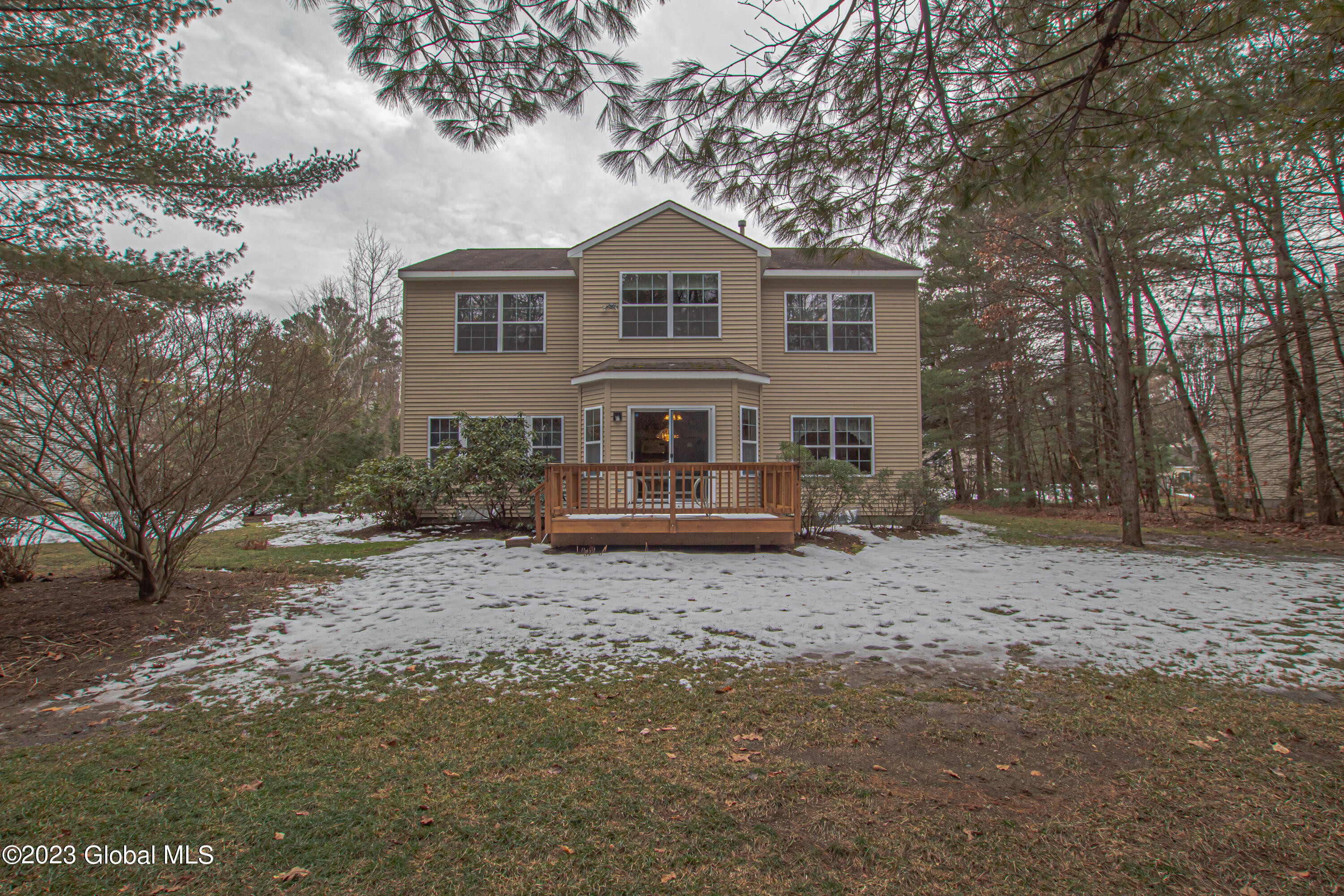 41 Lehland Drive