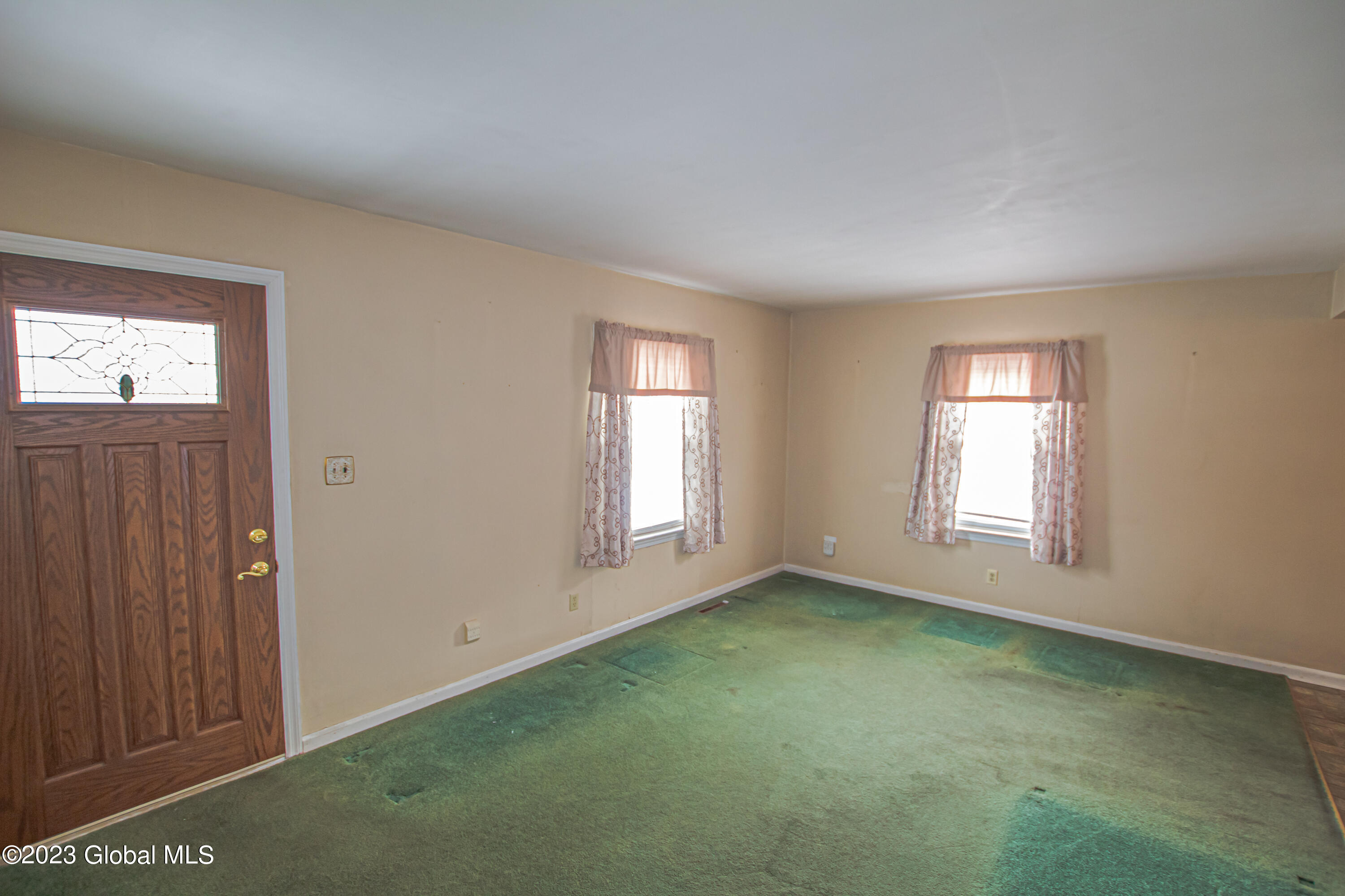 1112 Austin Place