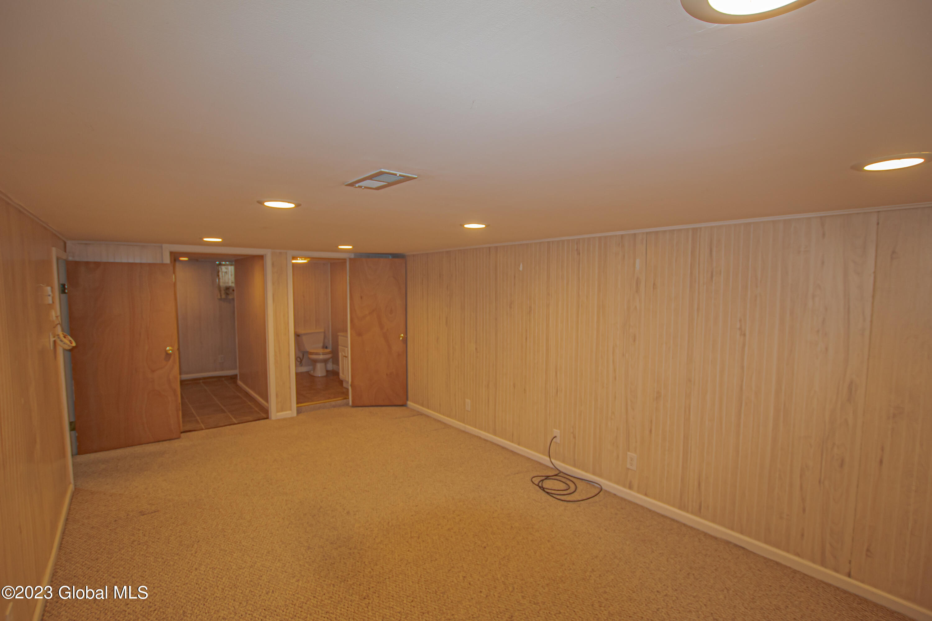 1112 Austin Place