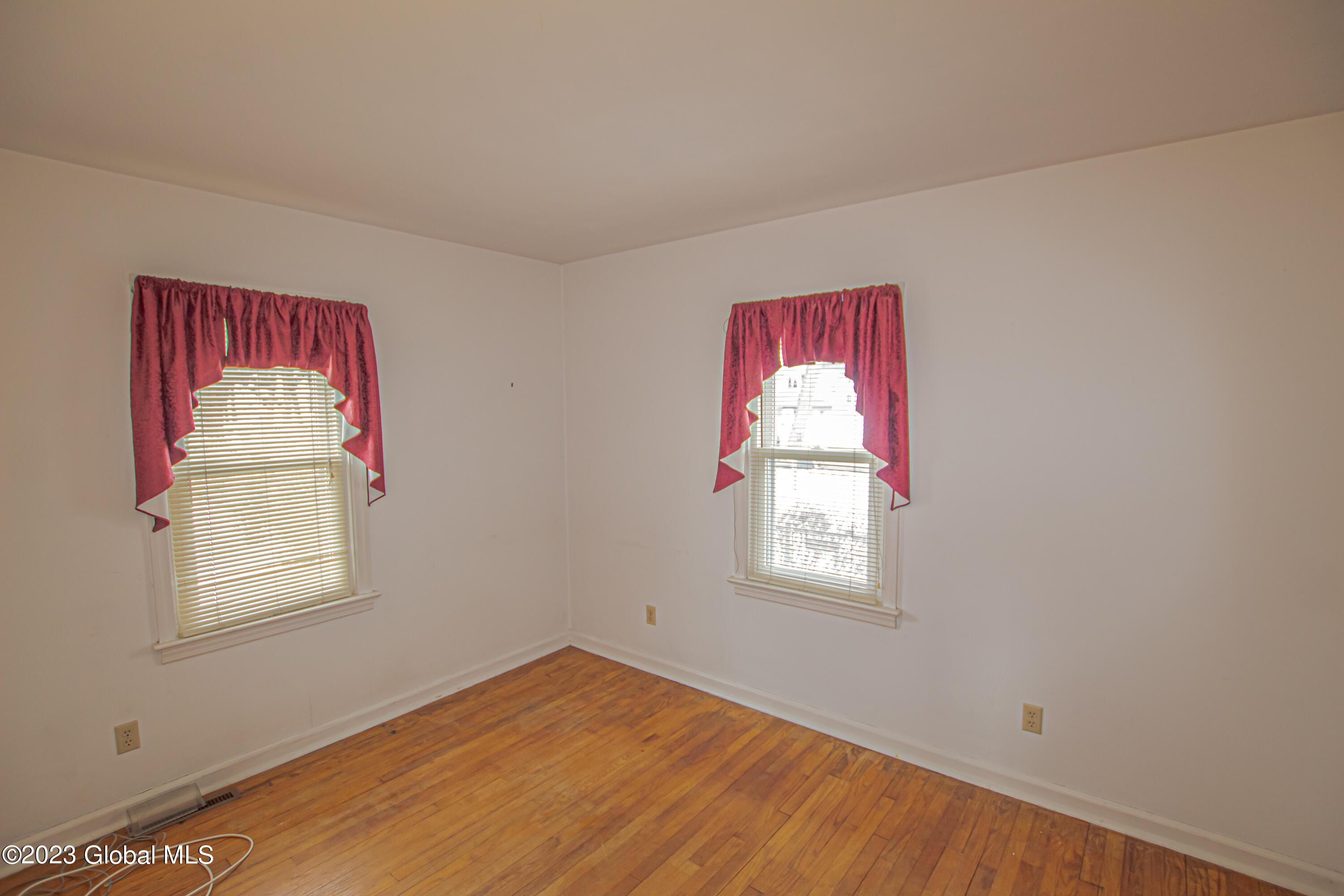 1112 Austin Place
