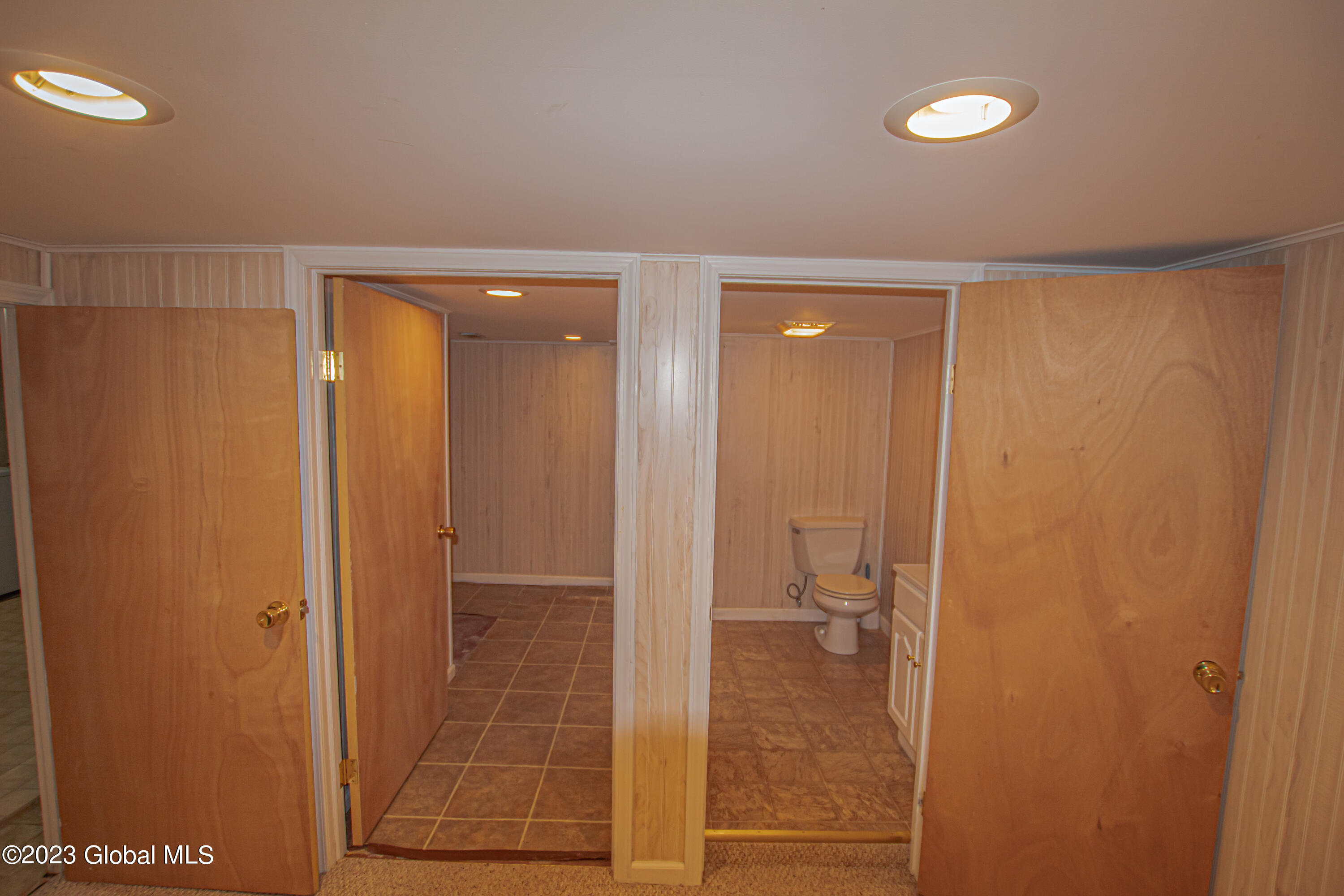 1112 Austin Place