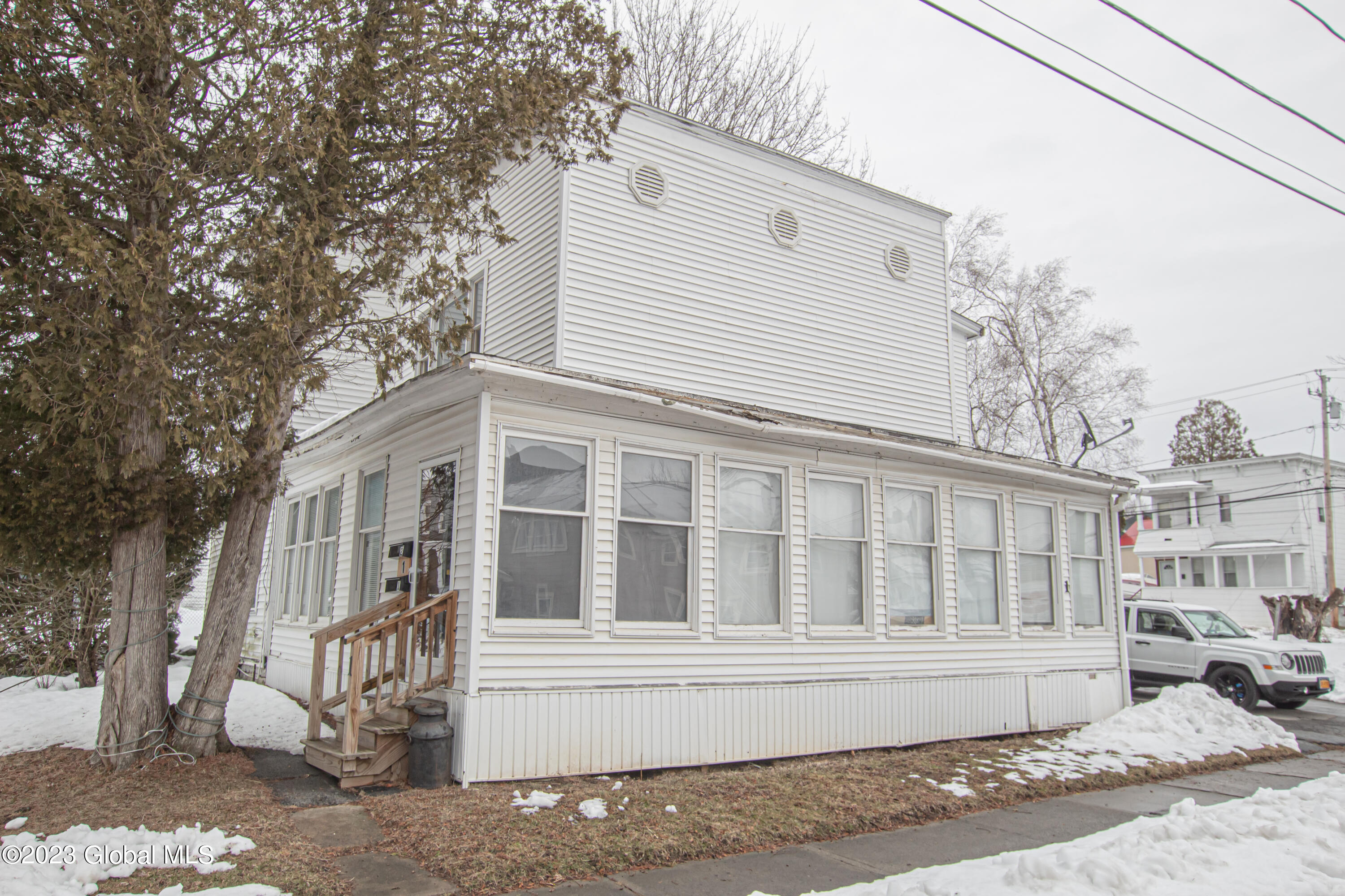 1 Boardman Street