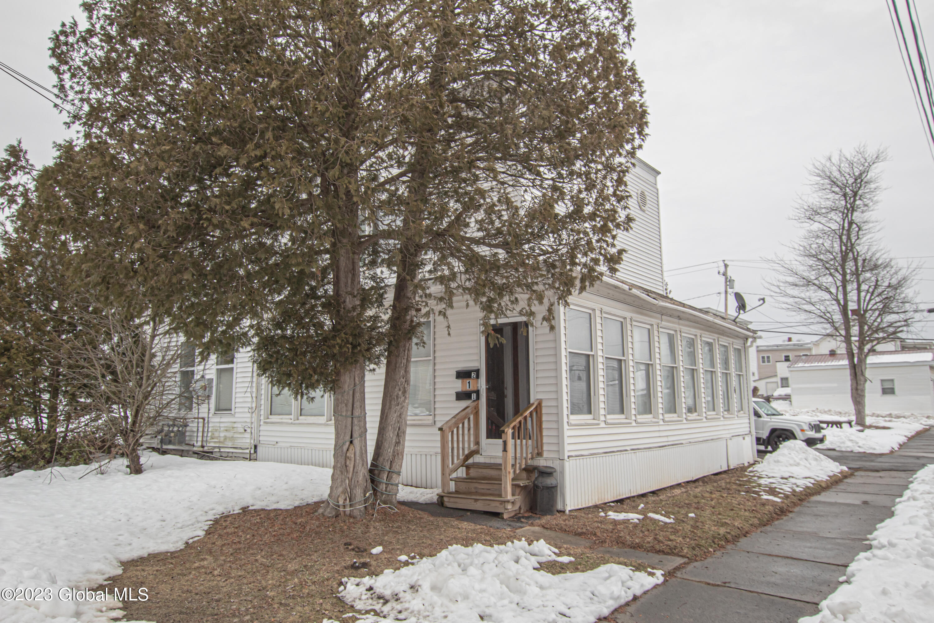 1 Boardman Street