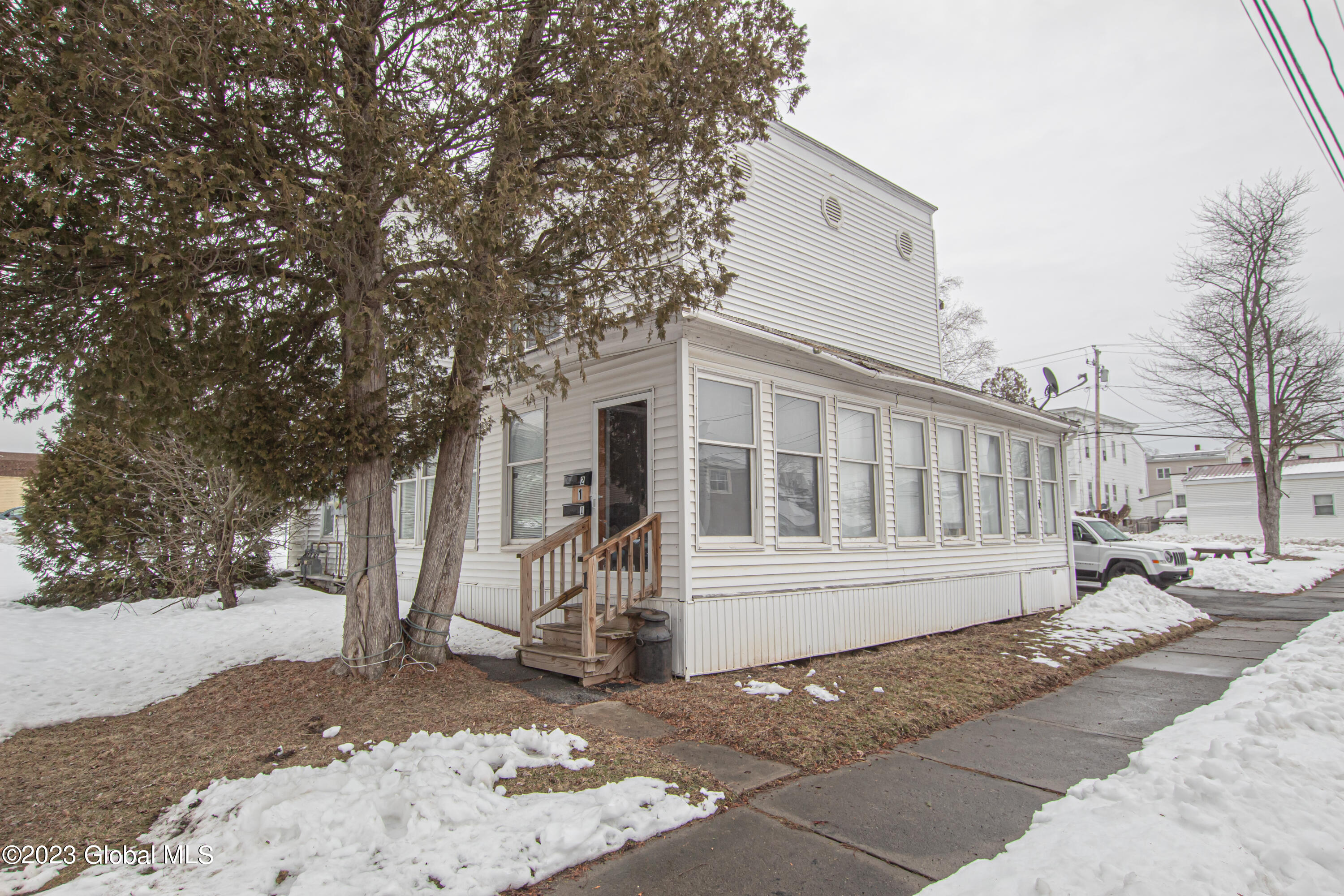 1 Boardman Street