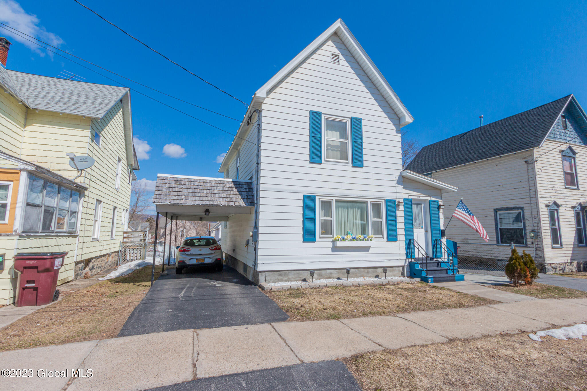 39 5th Avenue