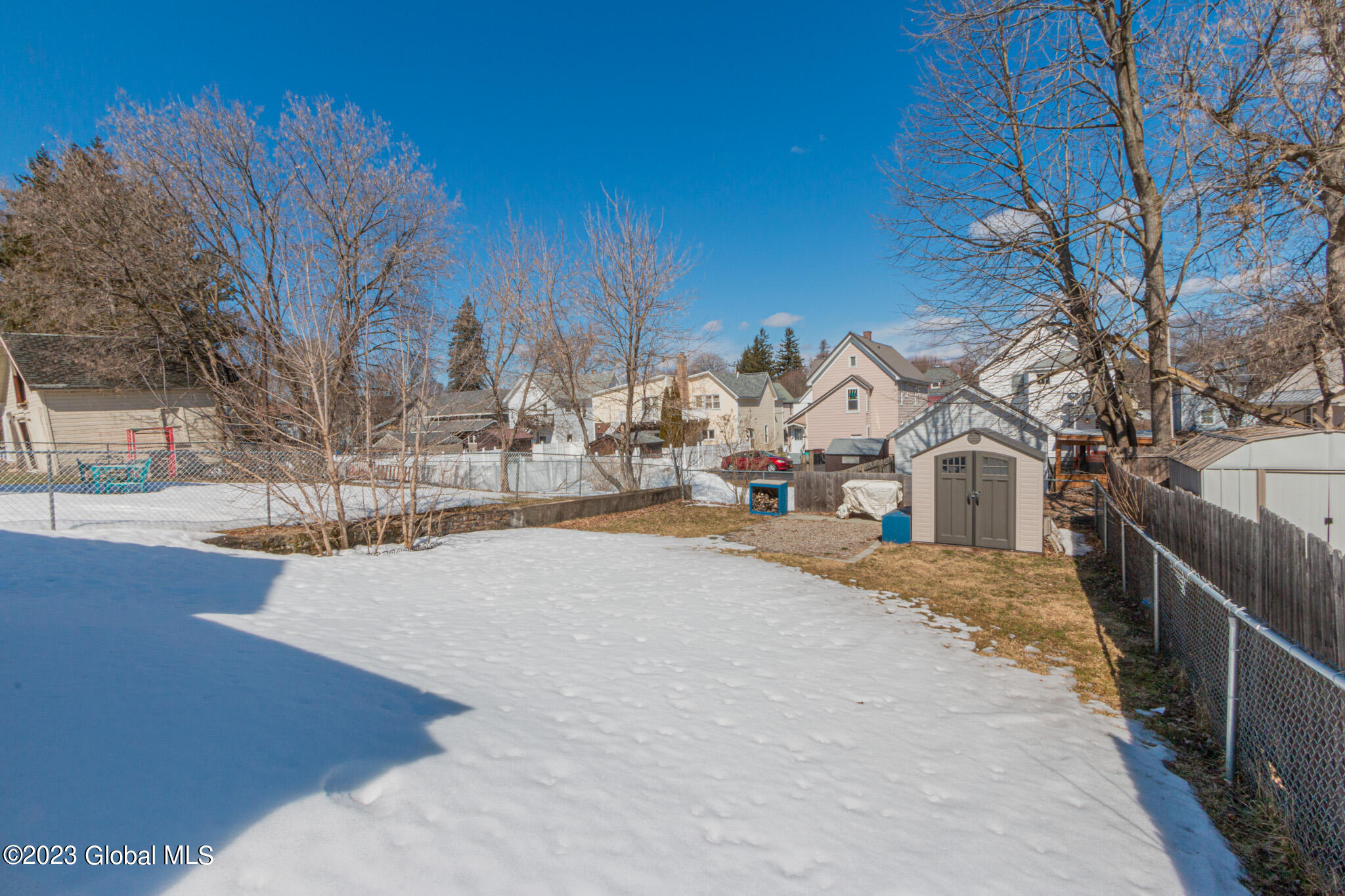 39 5th Avenue