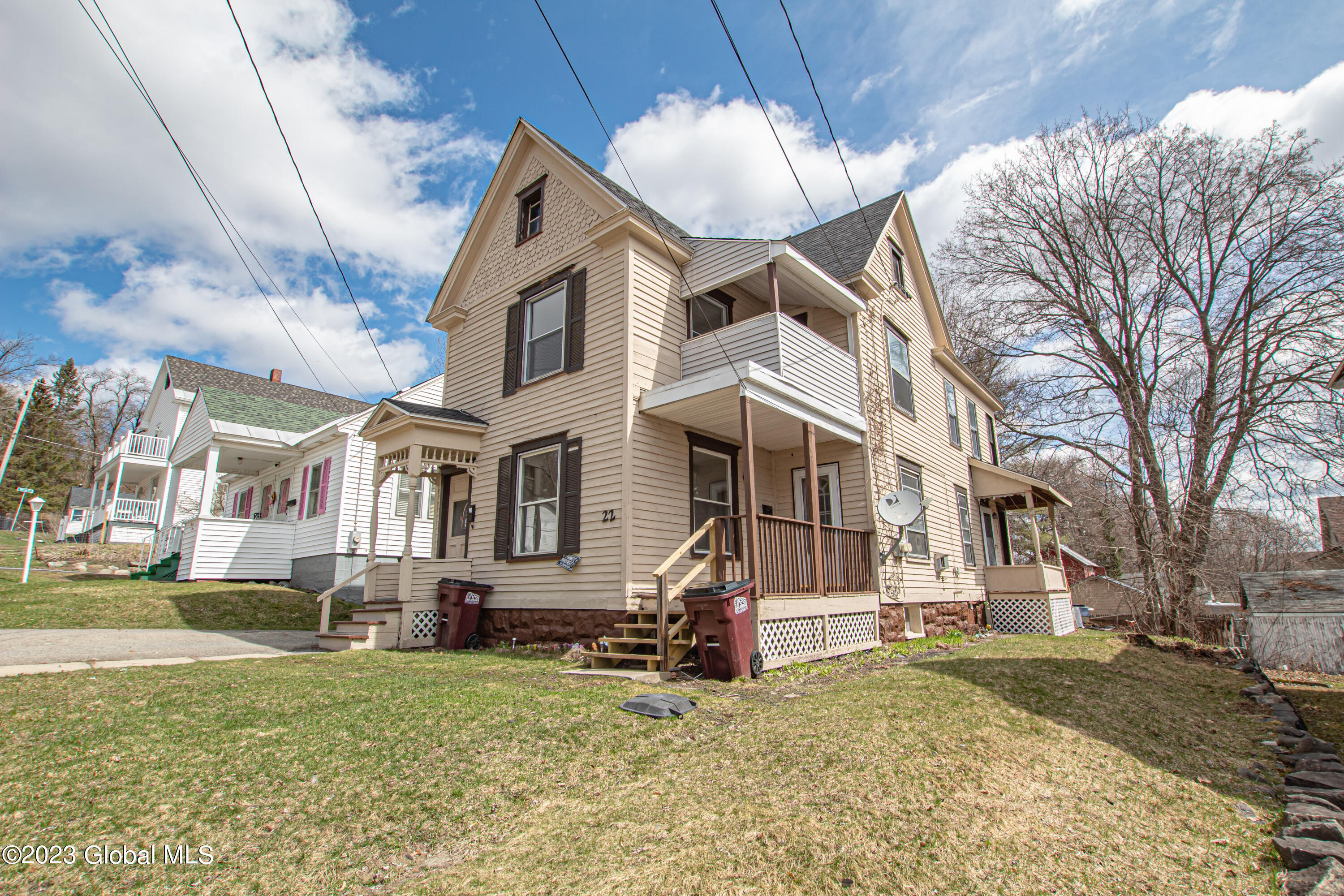 22 N McNab Avenue