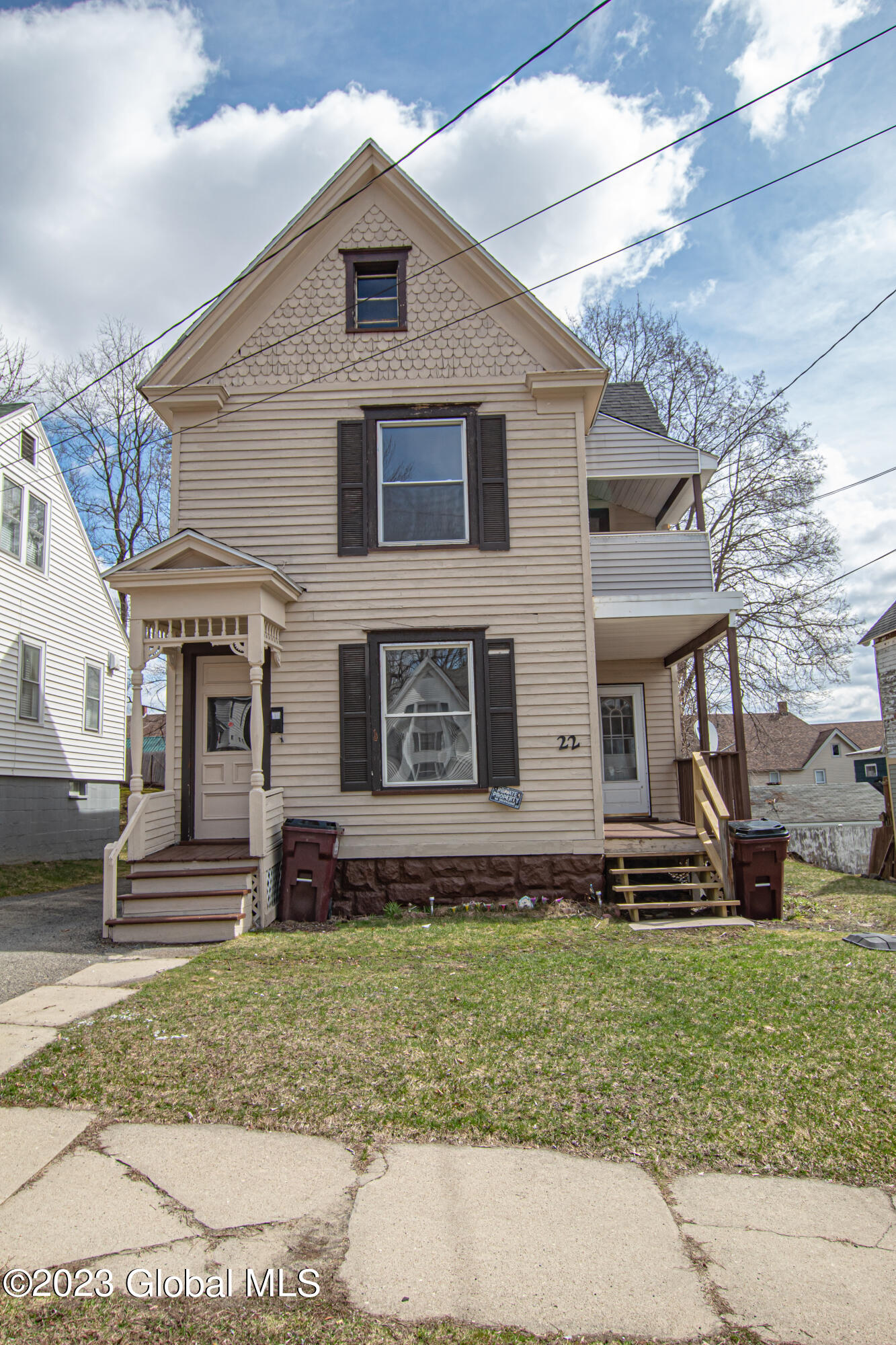 22 N McNab Avenue