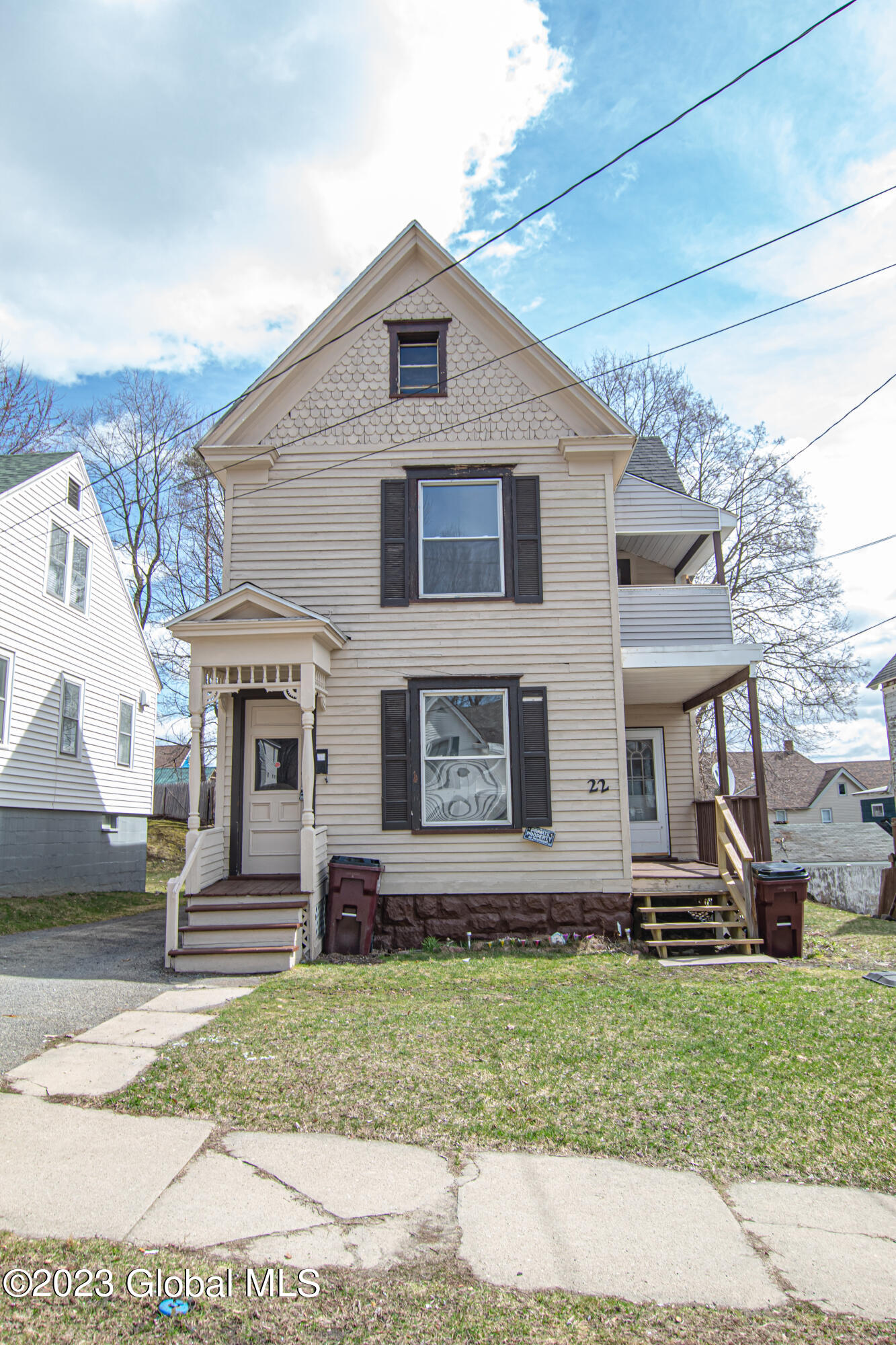 22 N McNab Avenue