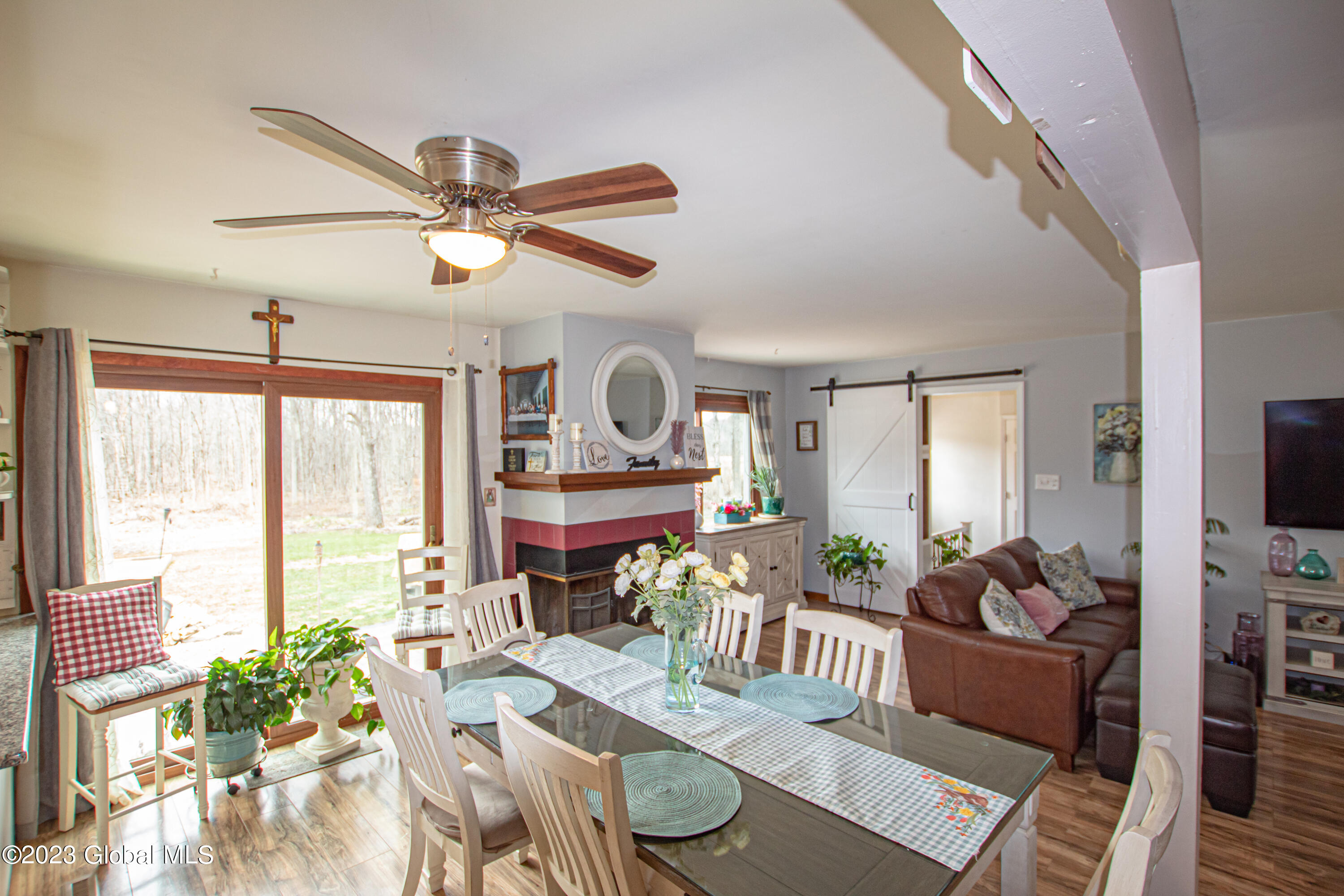 1200 County Highway 126