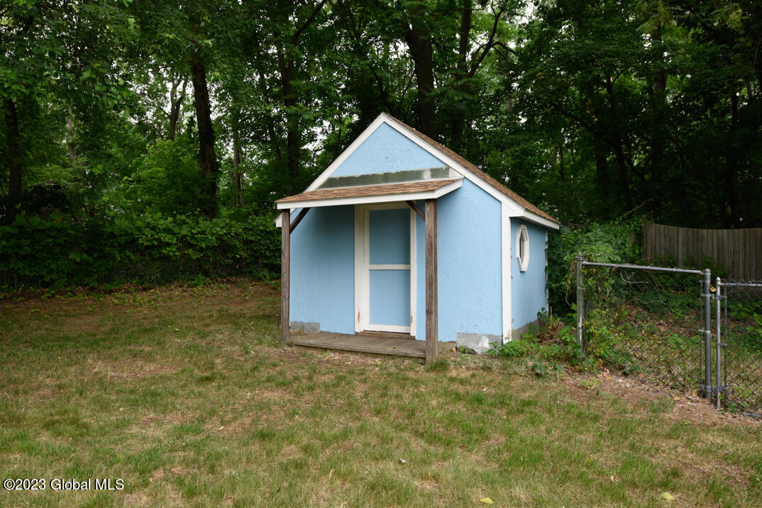 4 Homestead Drive