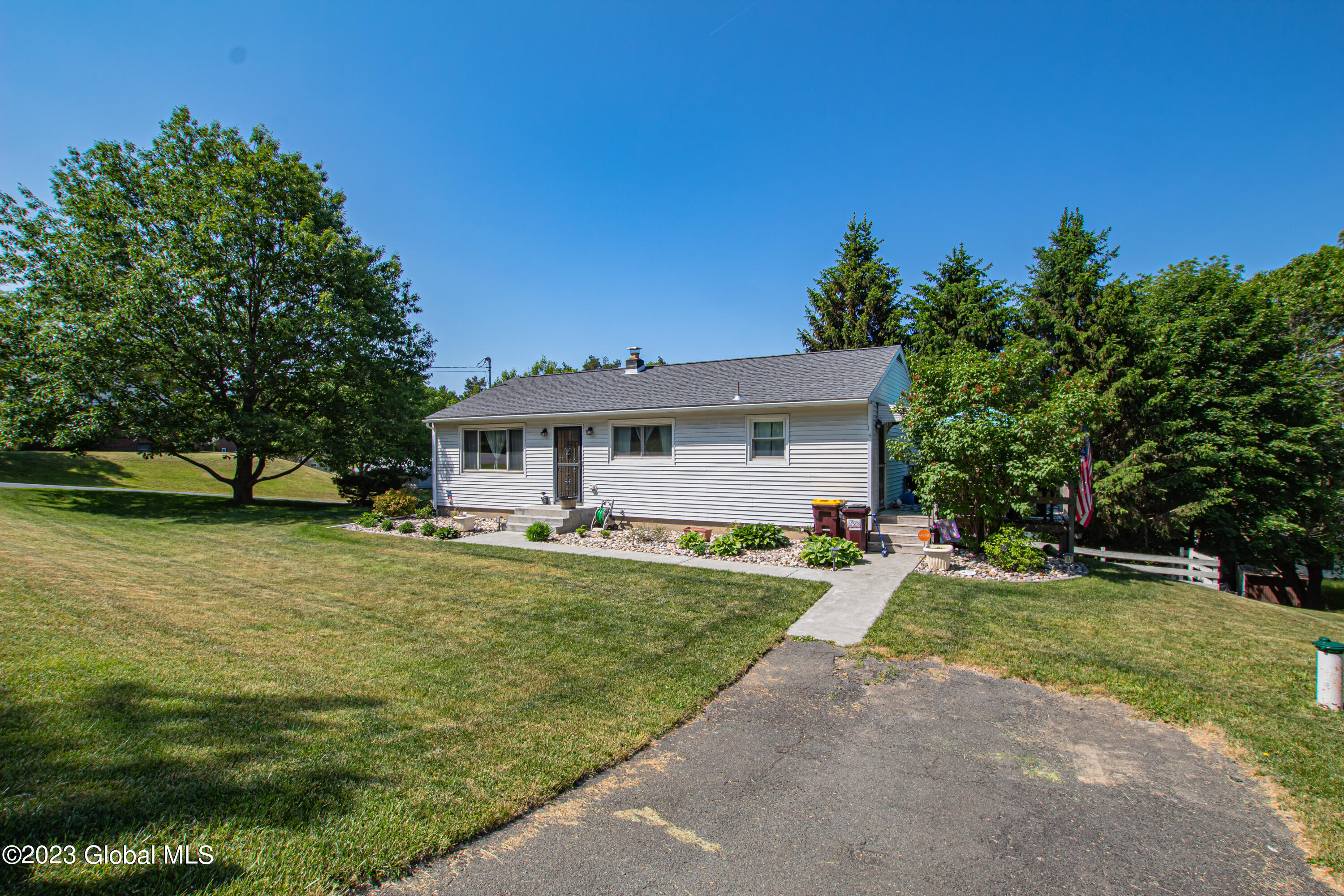 14 Downey Road