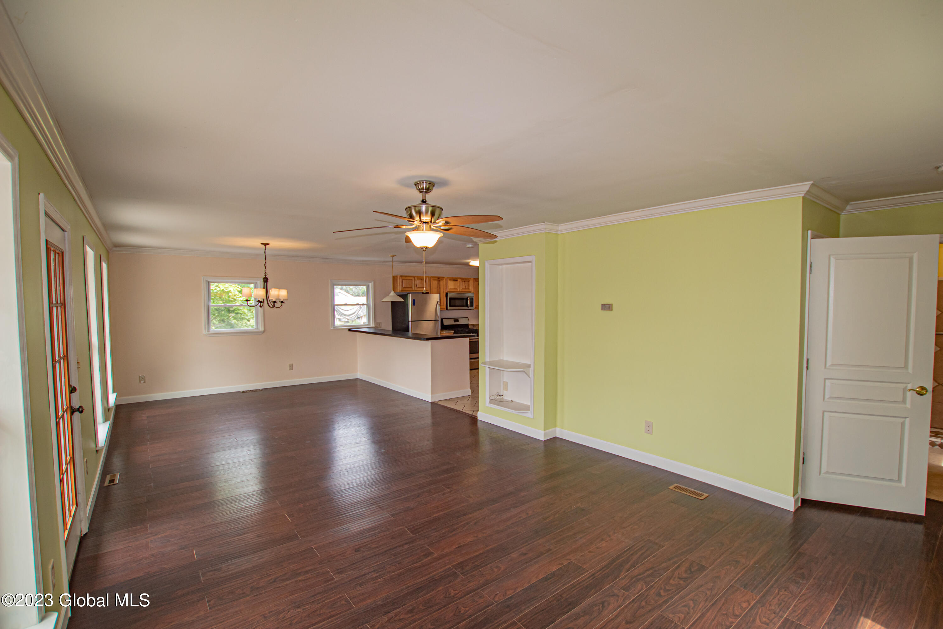 105 Travers Road