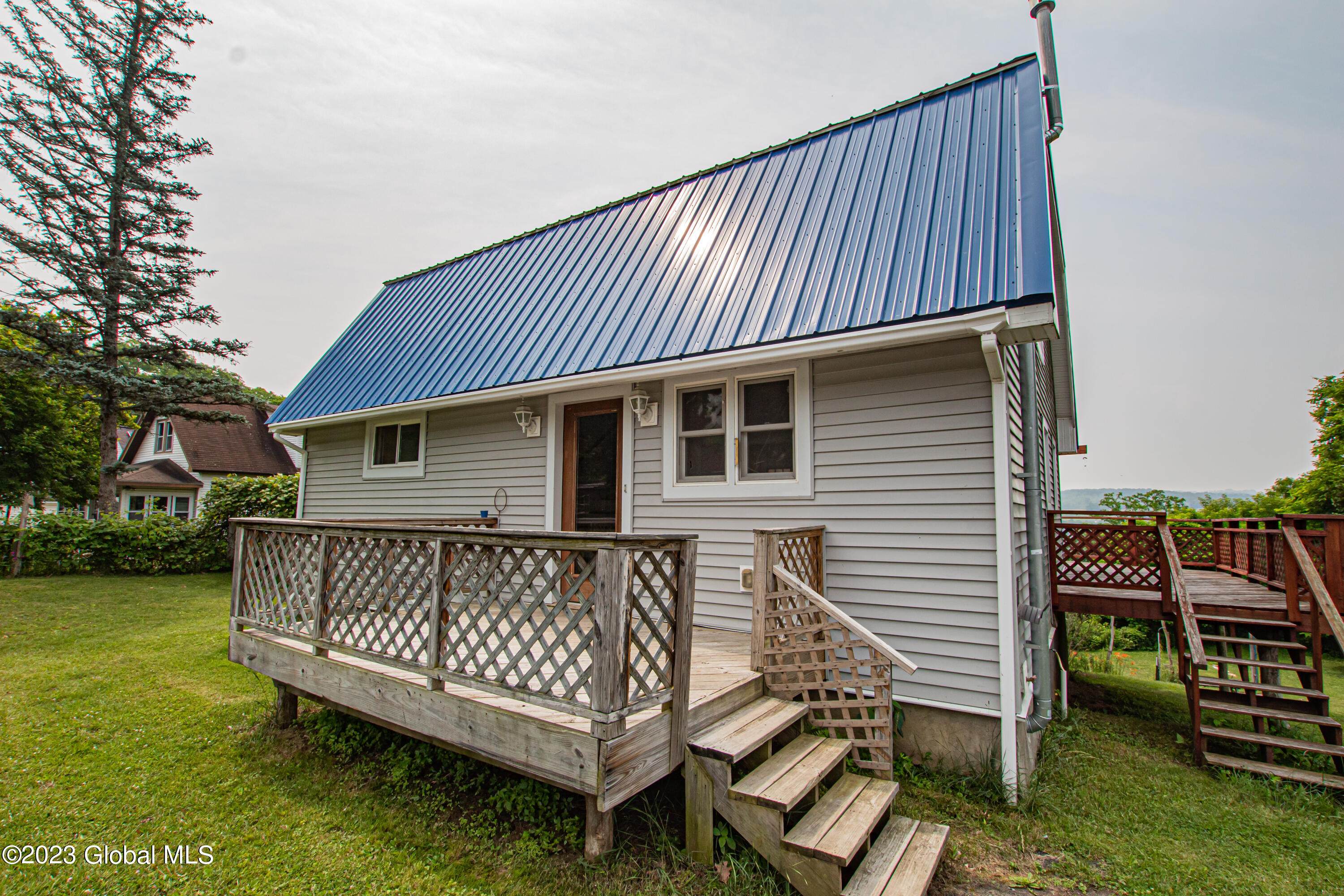 105 Travers Road