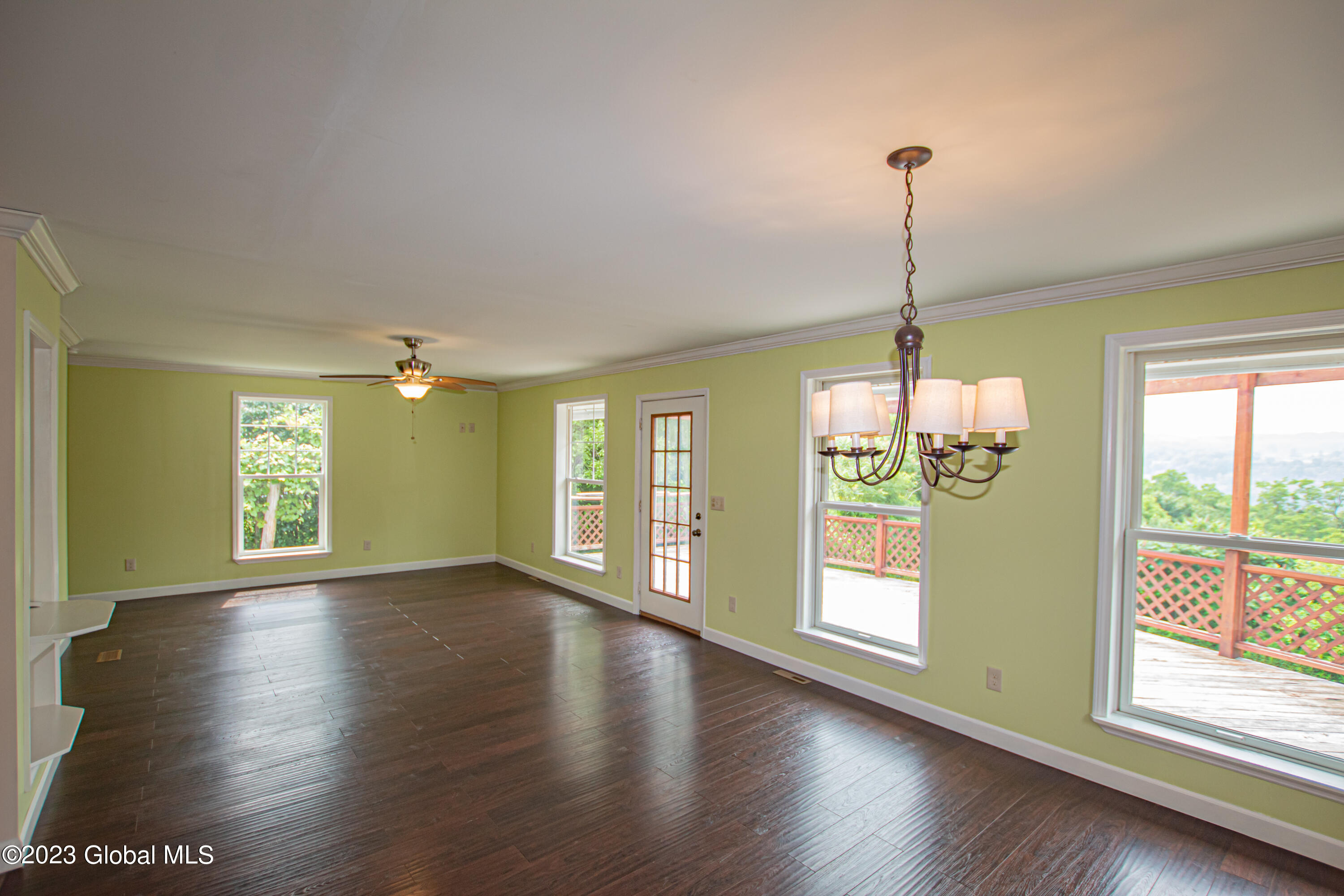 105 Travers Road