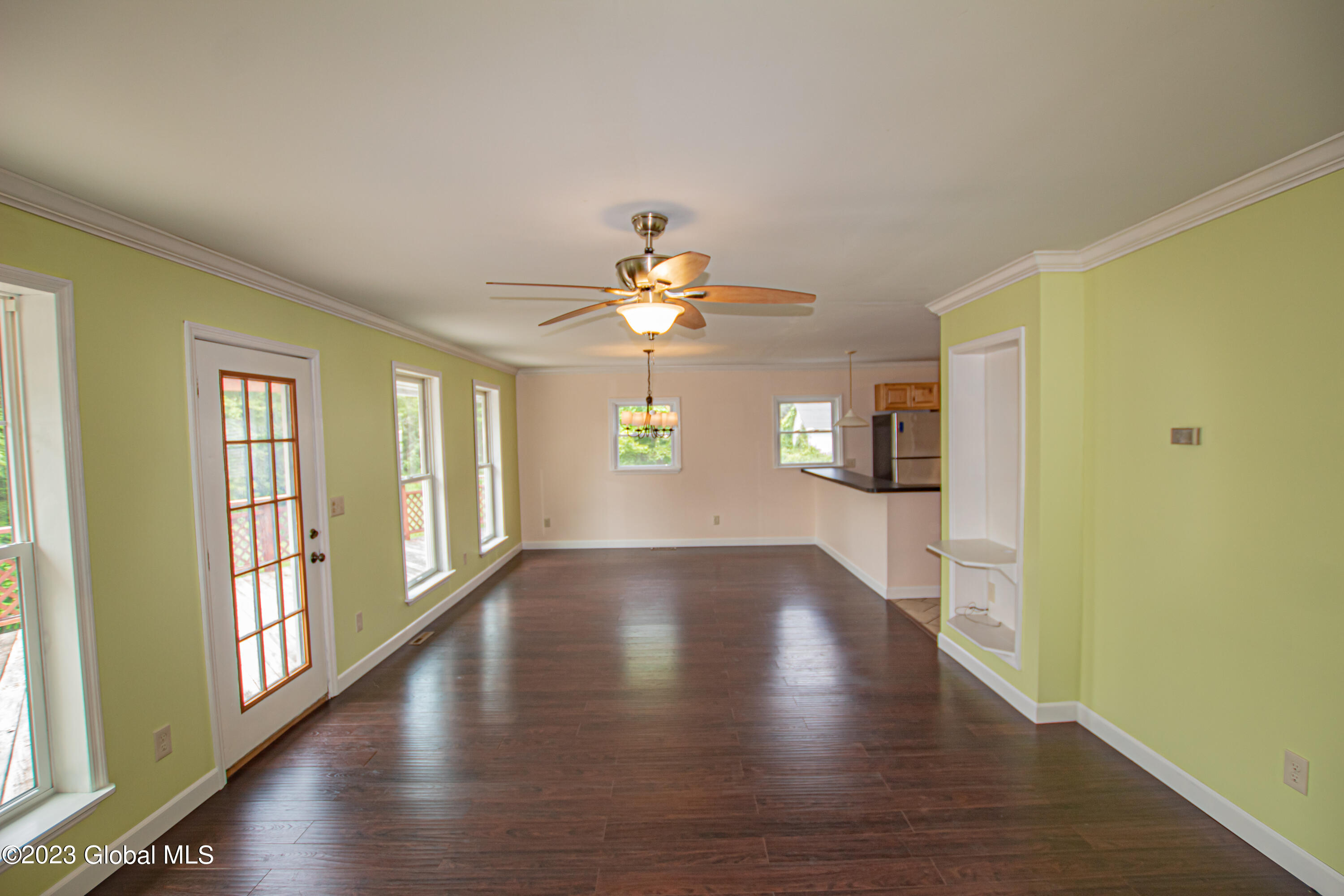 105 Travers Road