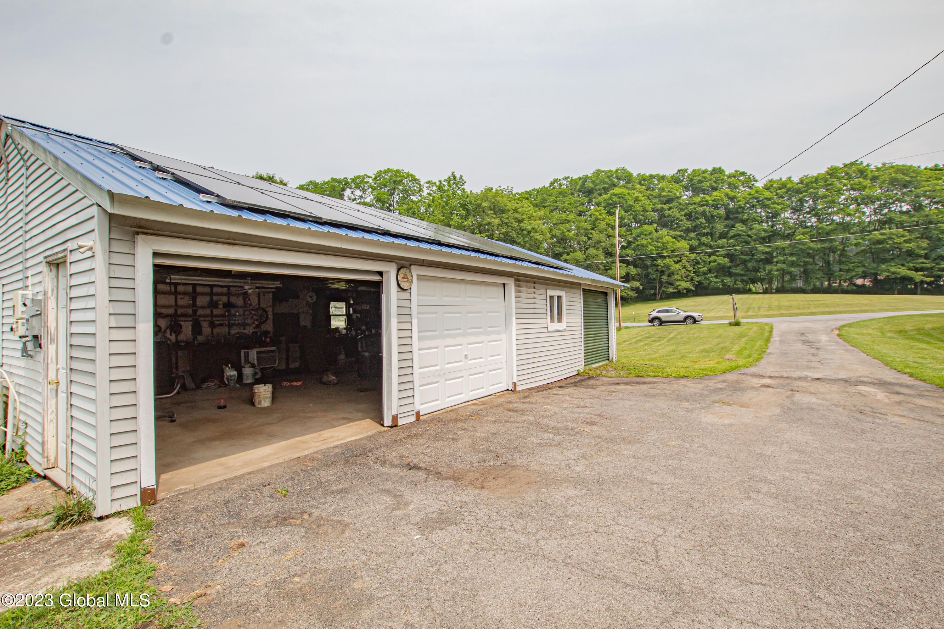 105 Travers Road