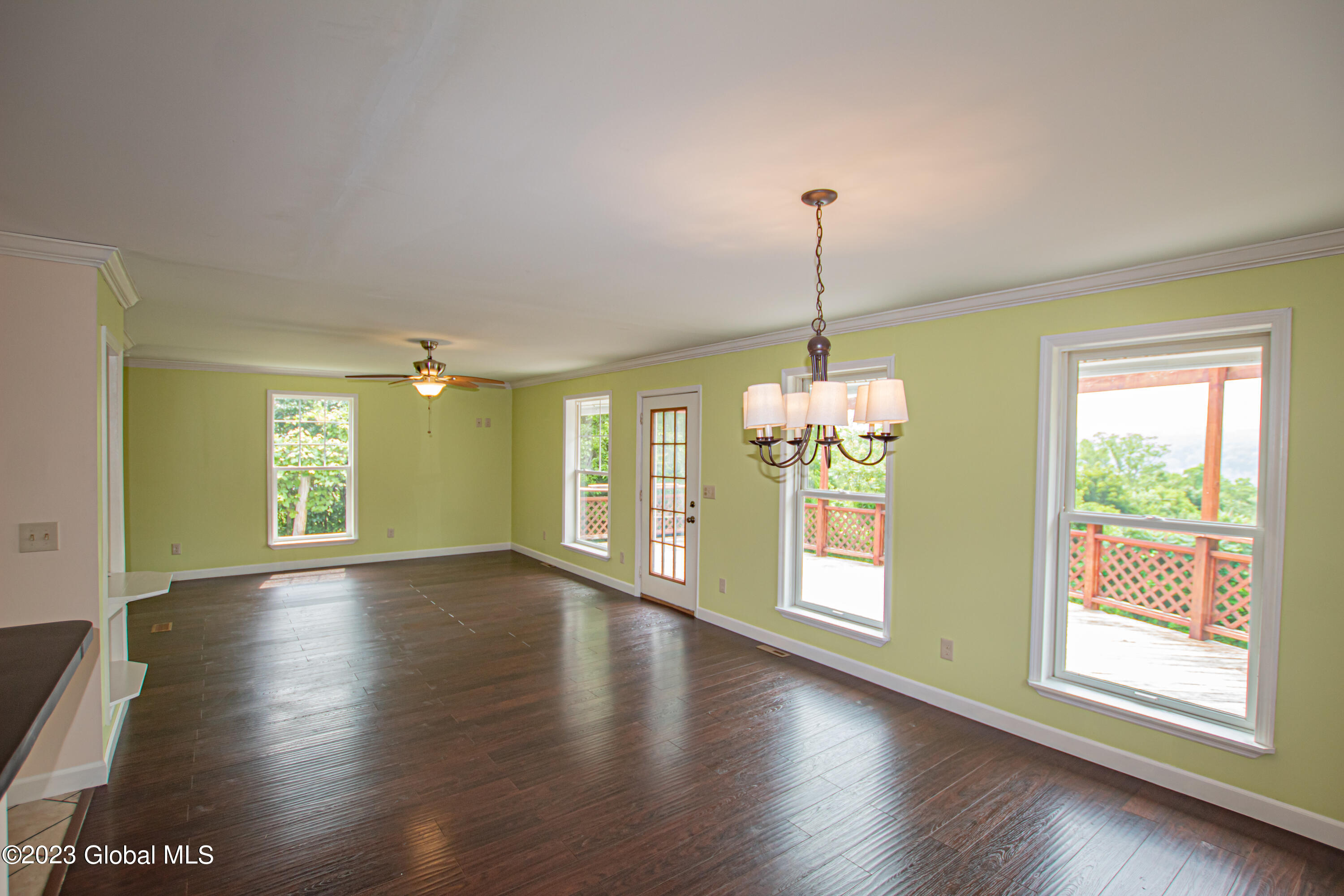 105 Travers Road