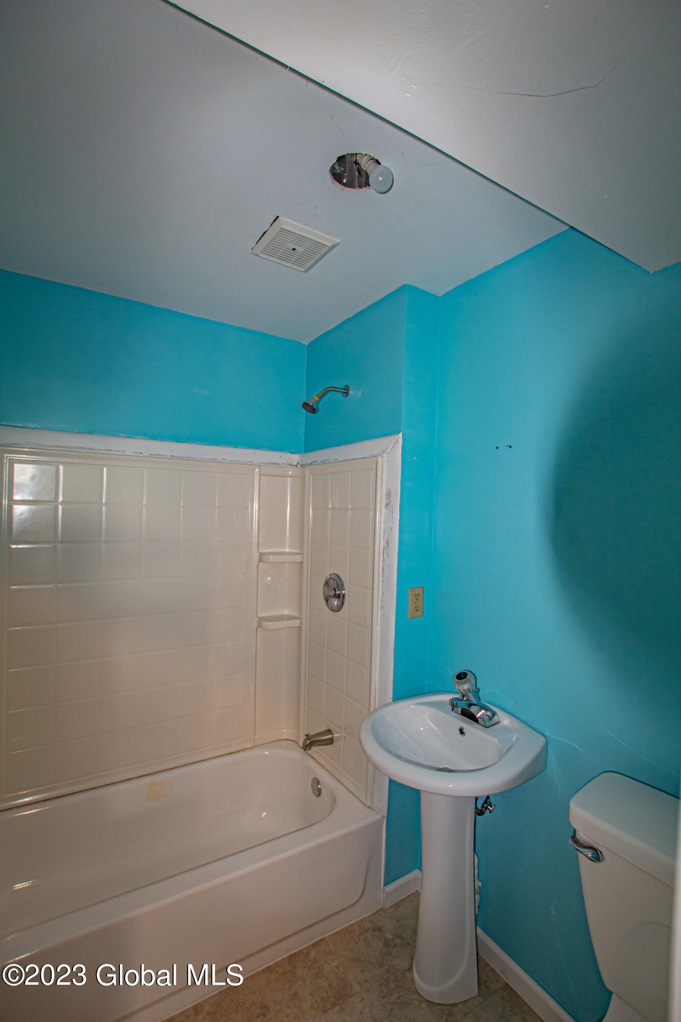 105 Travers Road