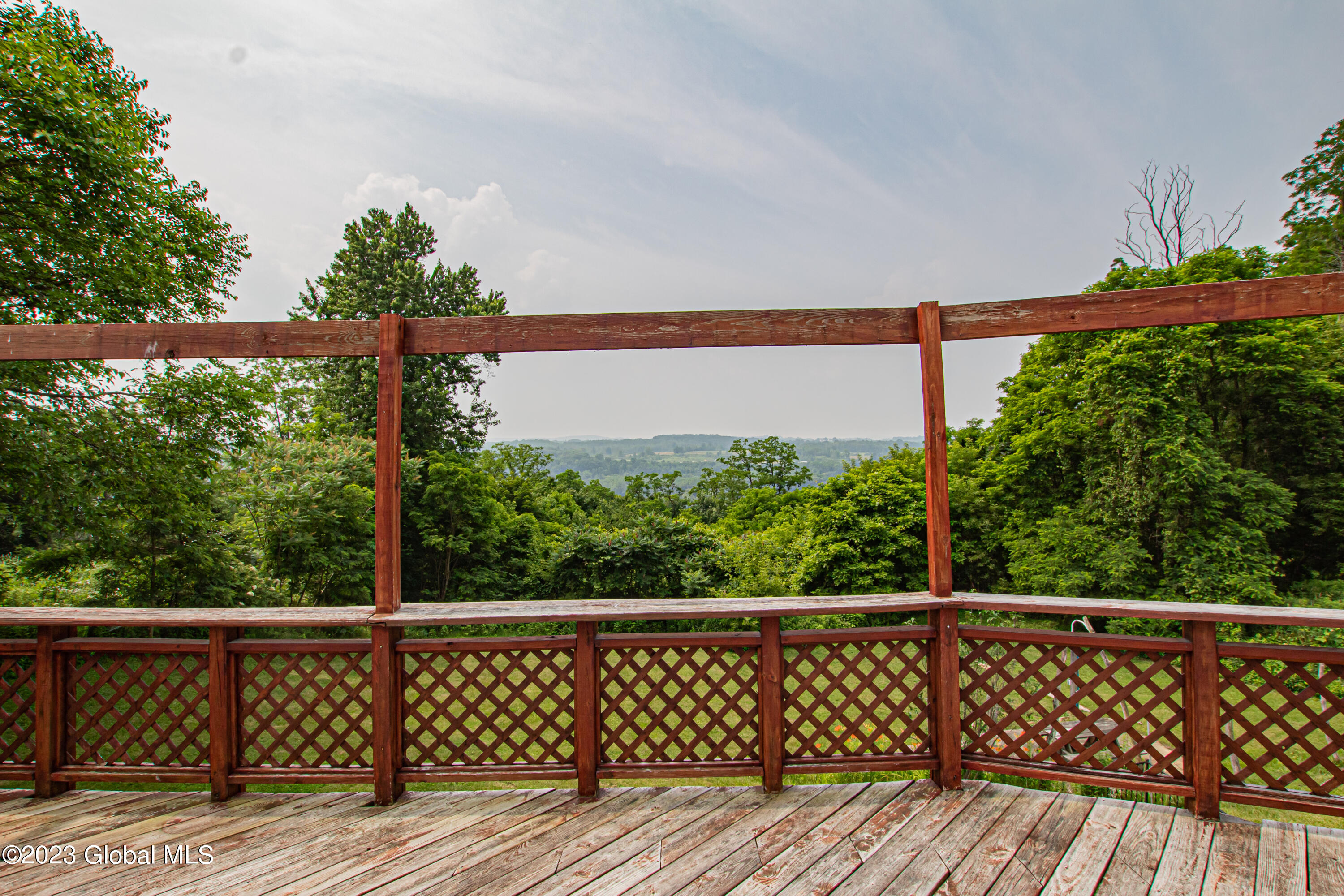 105 Travers Road