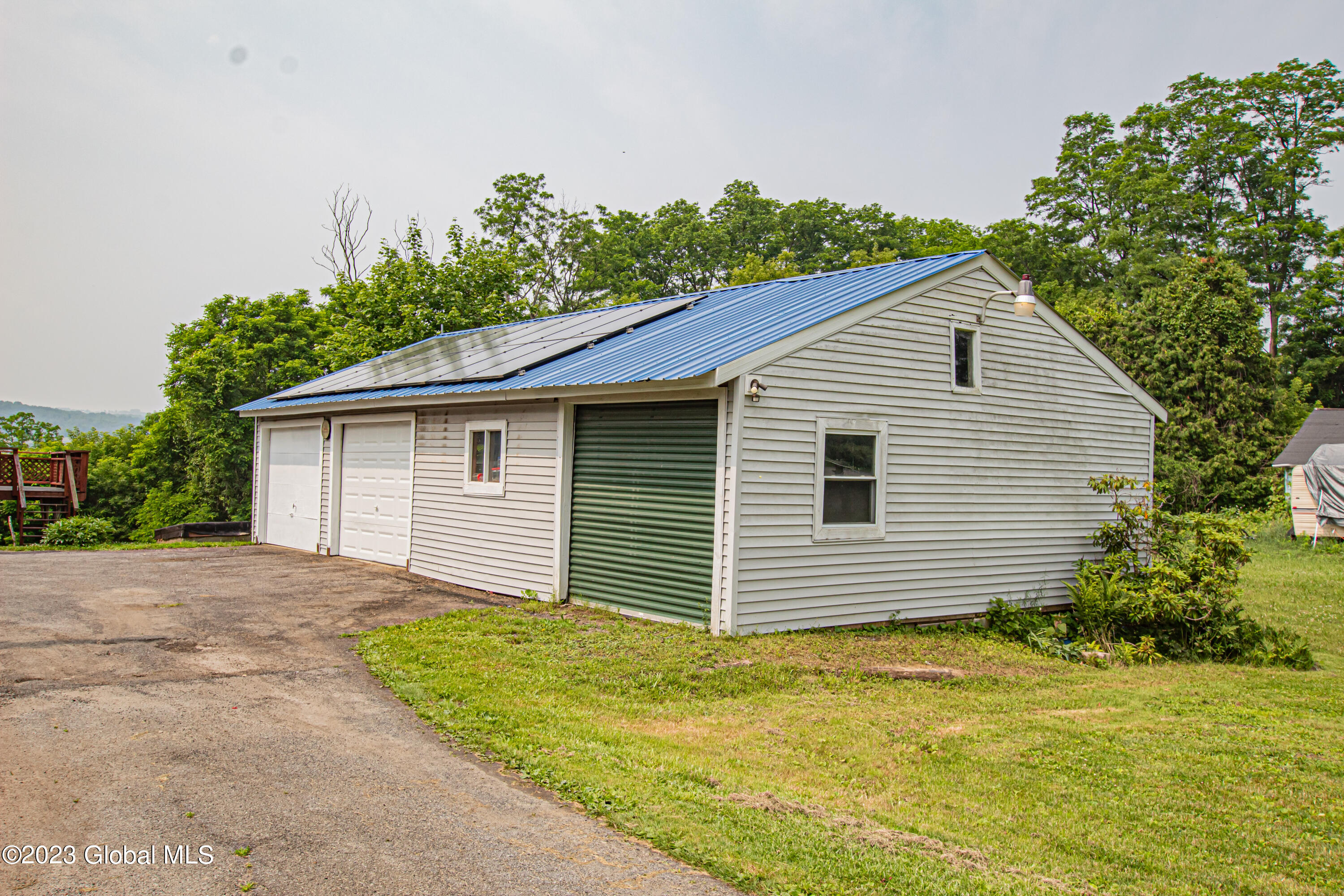 105 Travers Road