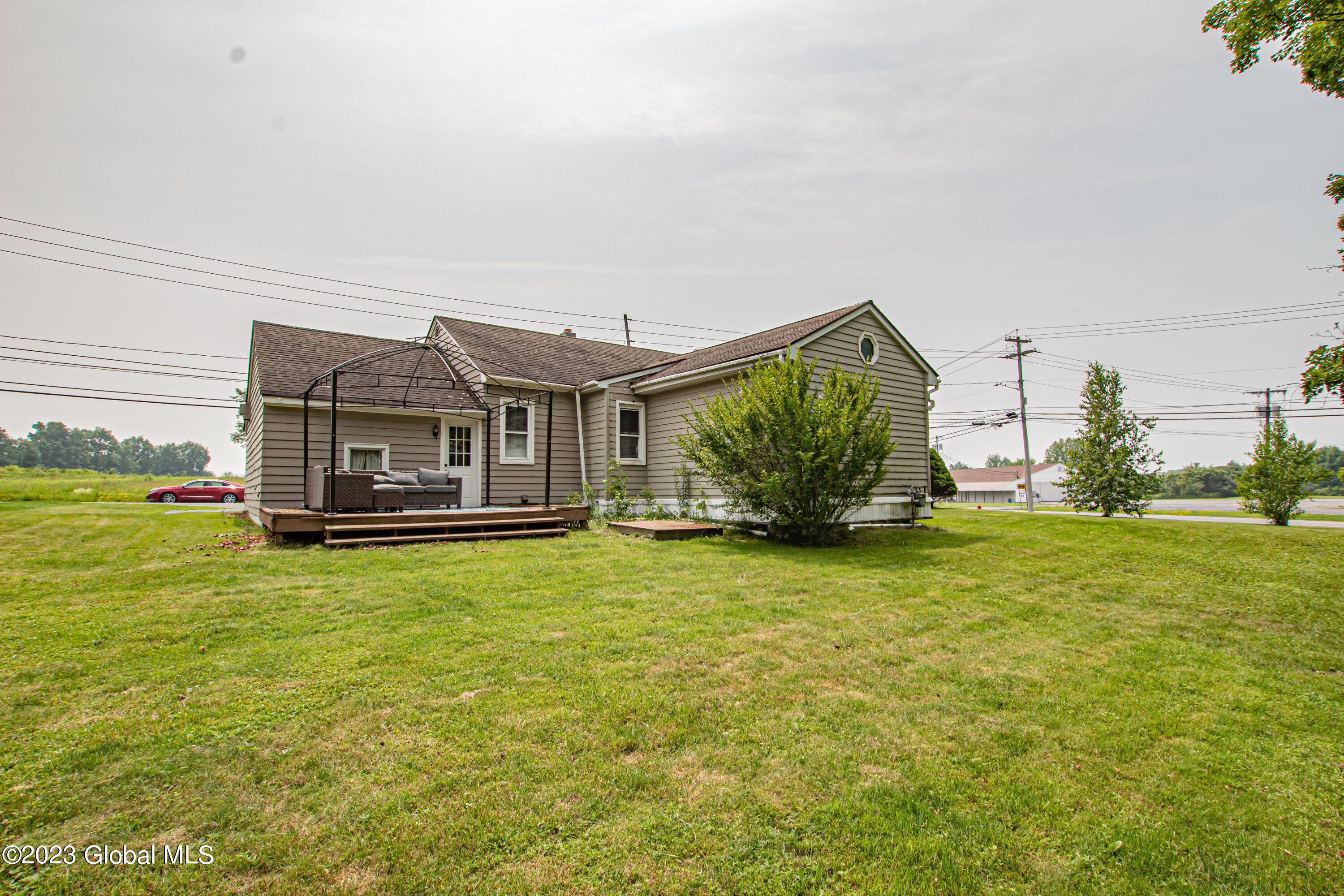 456 S Kingsboro Avenue