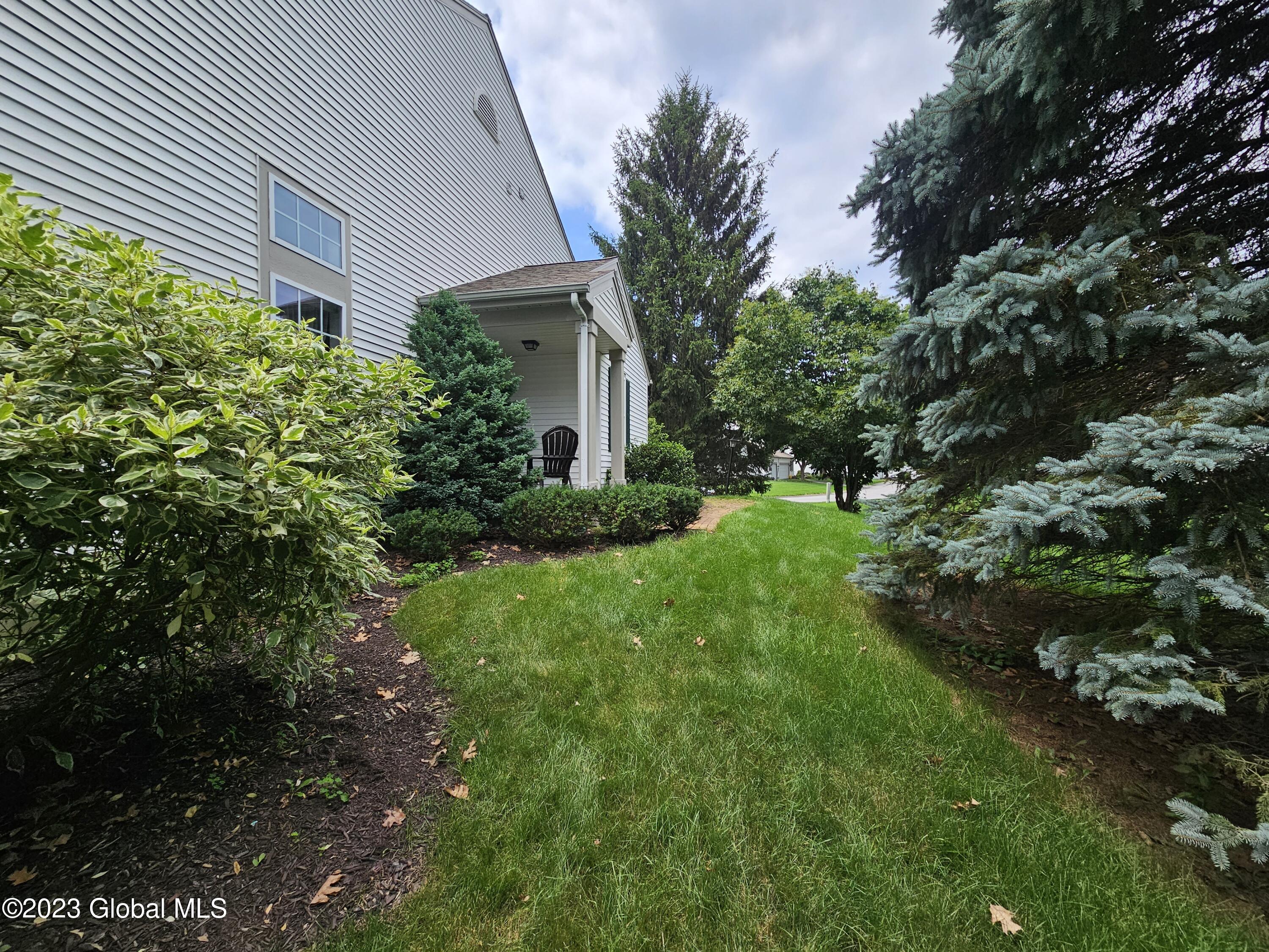 51 Empire Circle