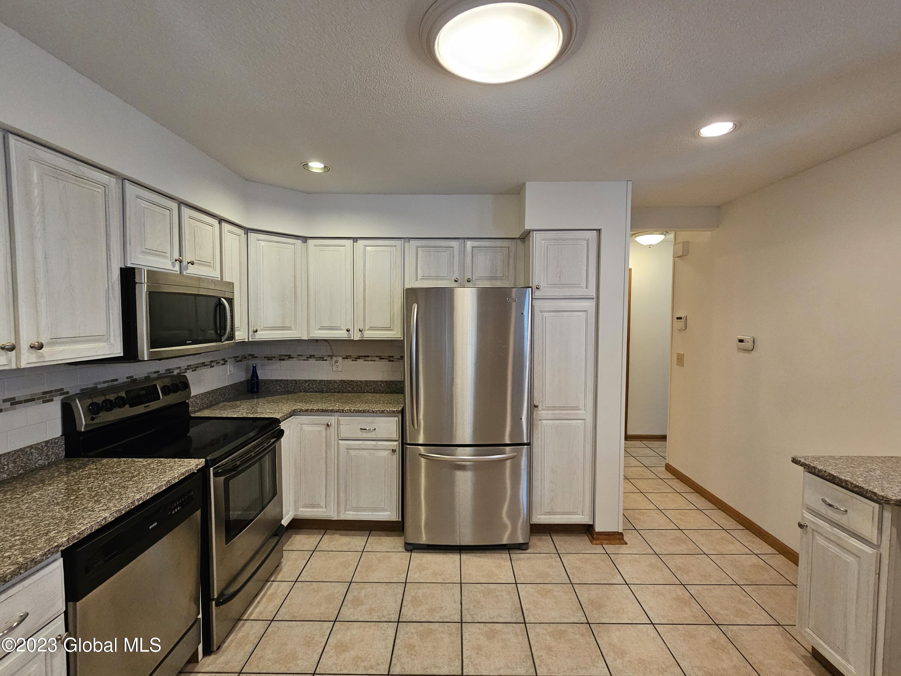 51 Empire Circle