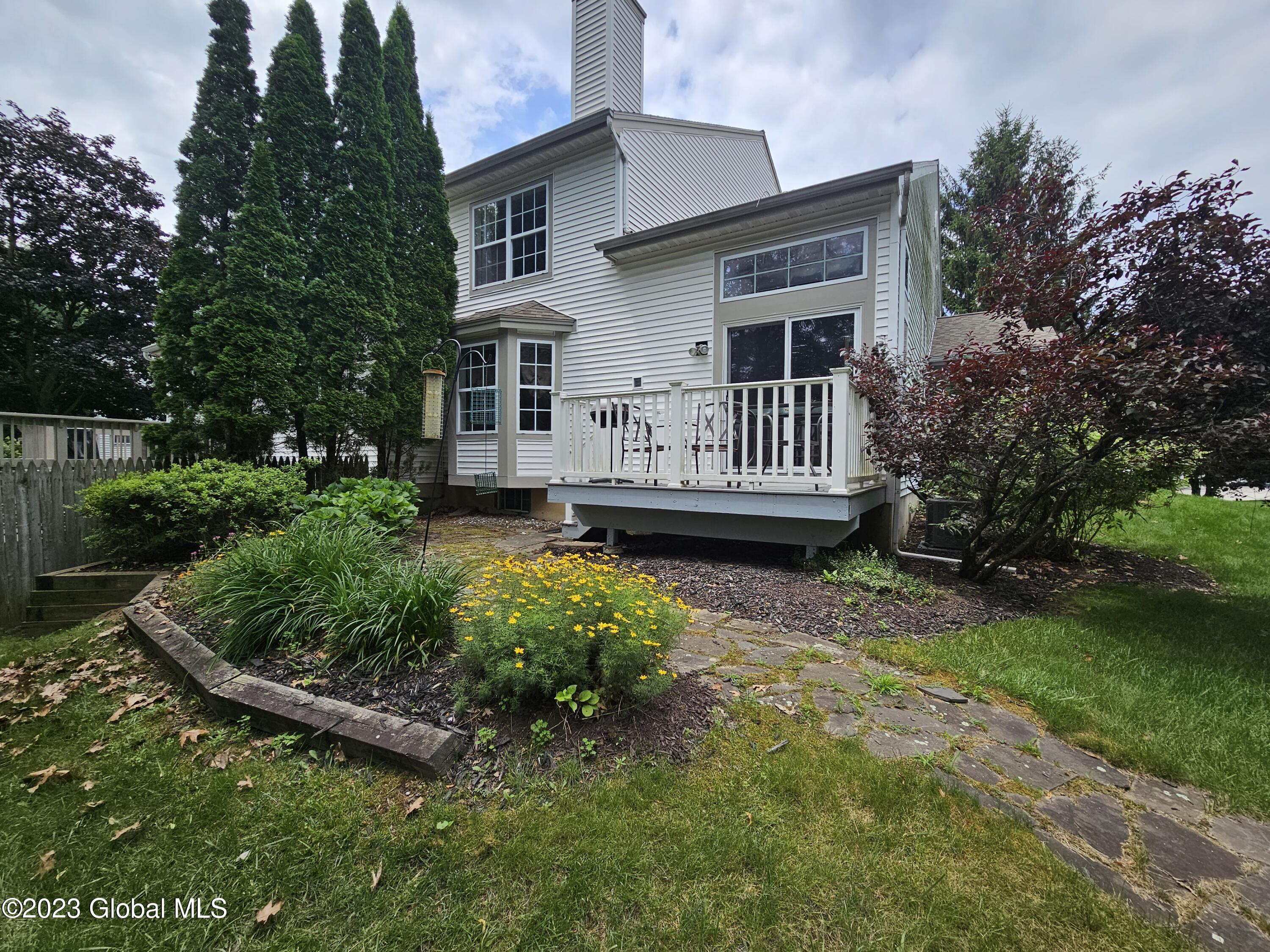 51 Empire Circle