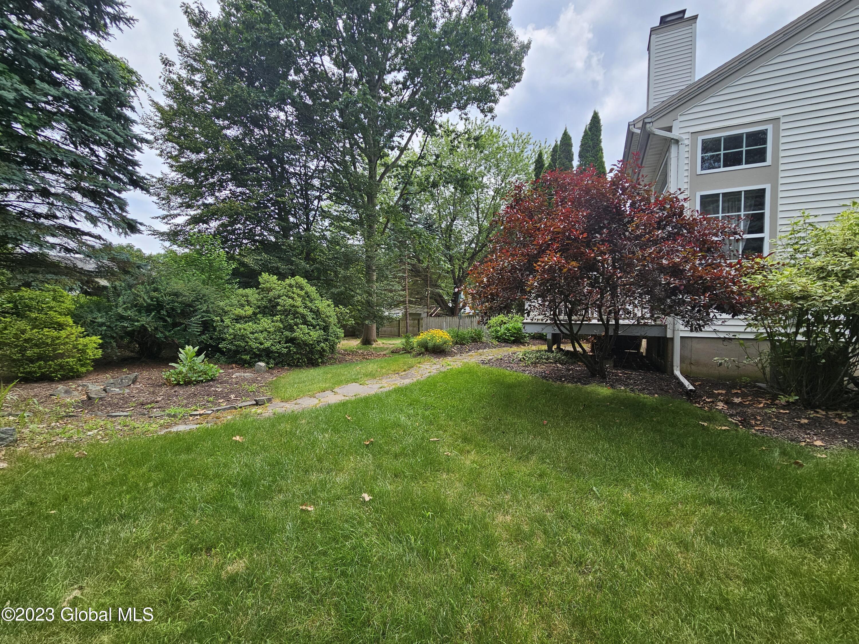 51 Empire Circle