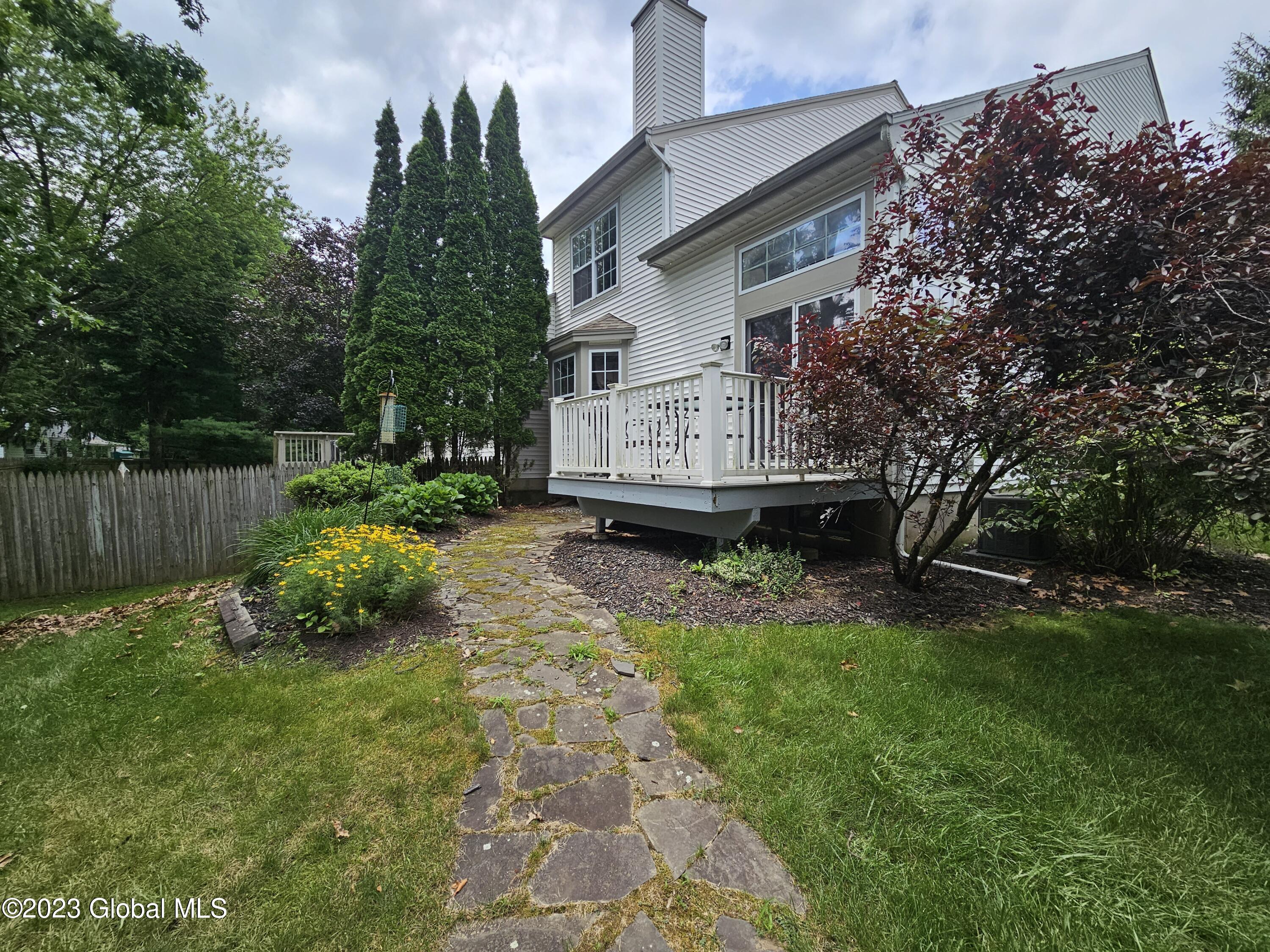 51 Empire Circle