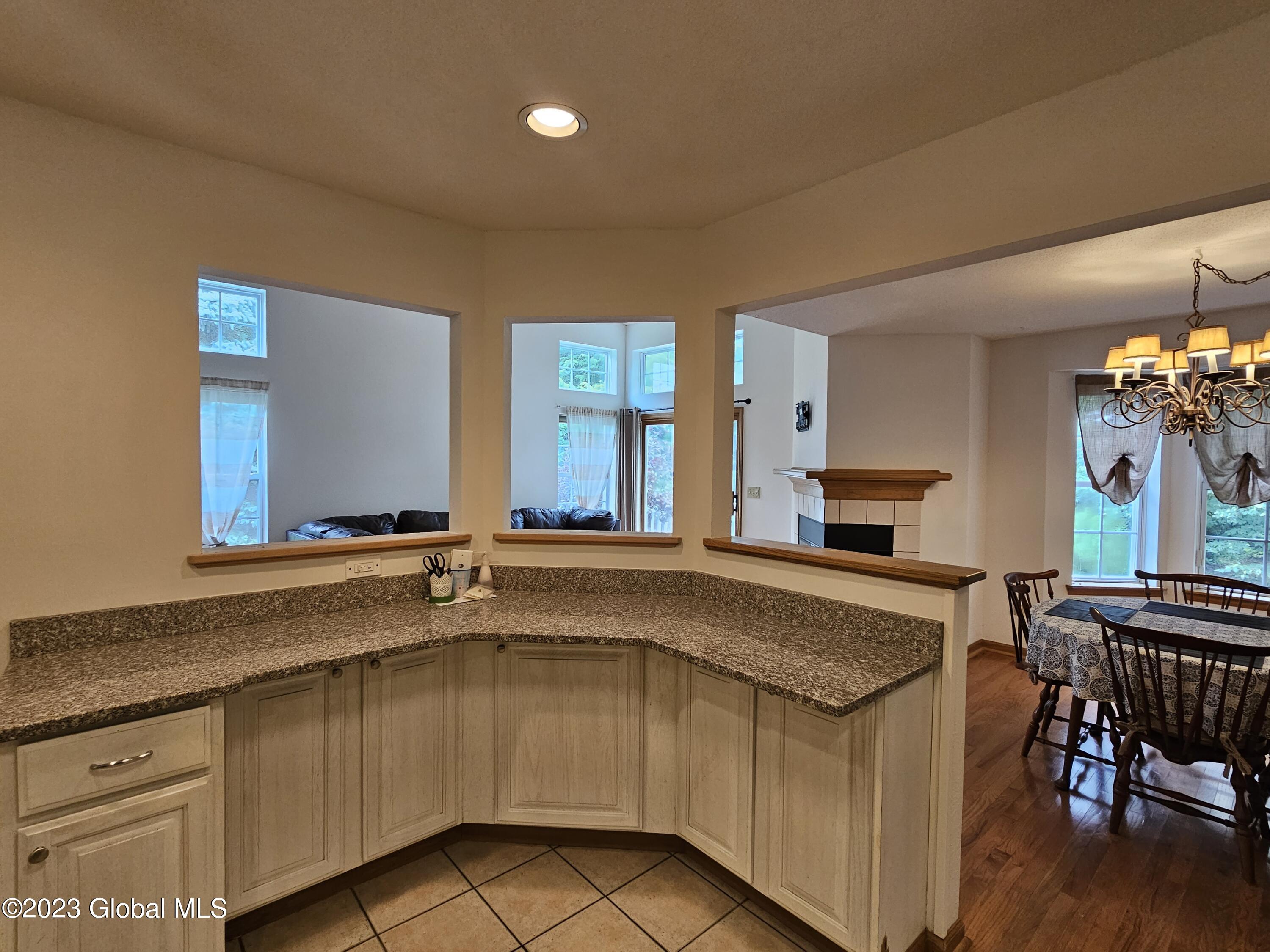 51 Empire Circle
