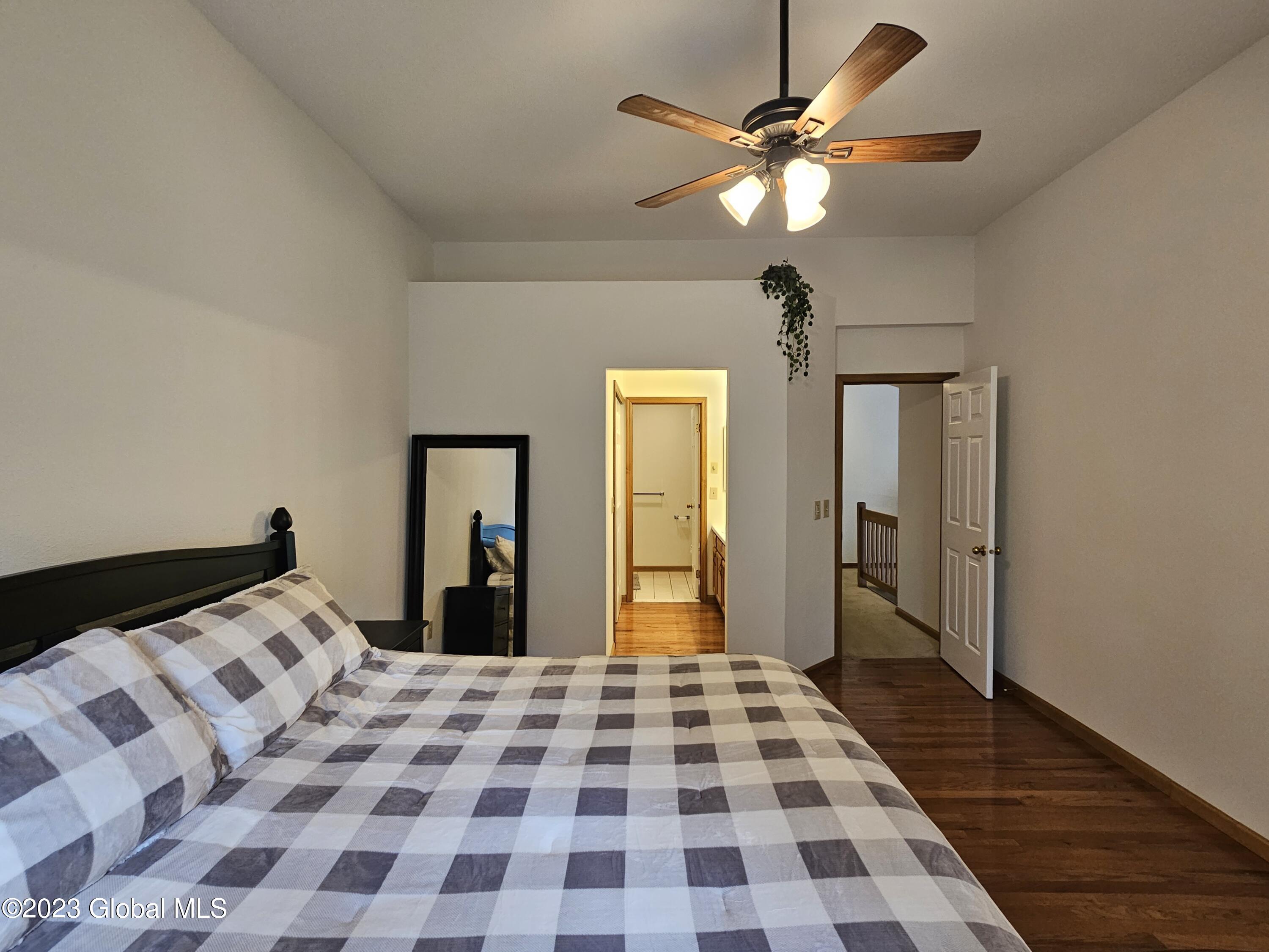 51 Empire Circle