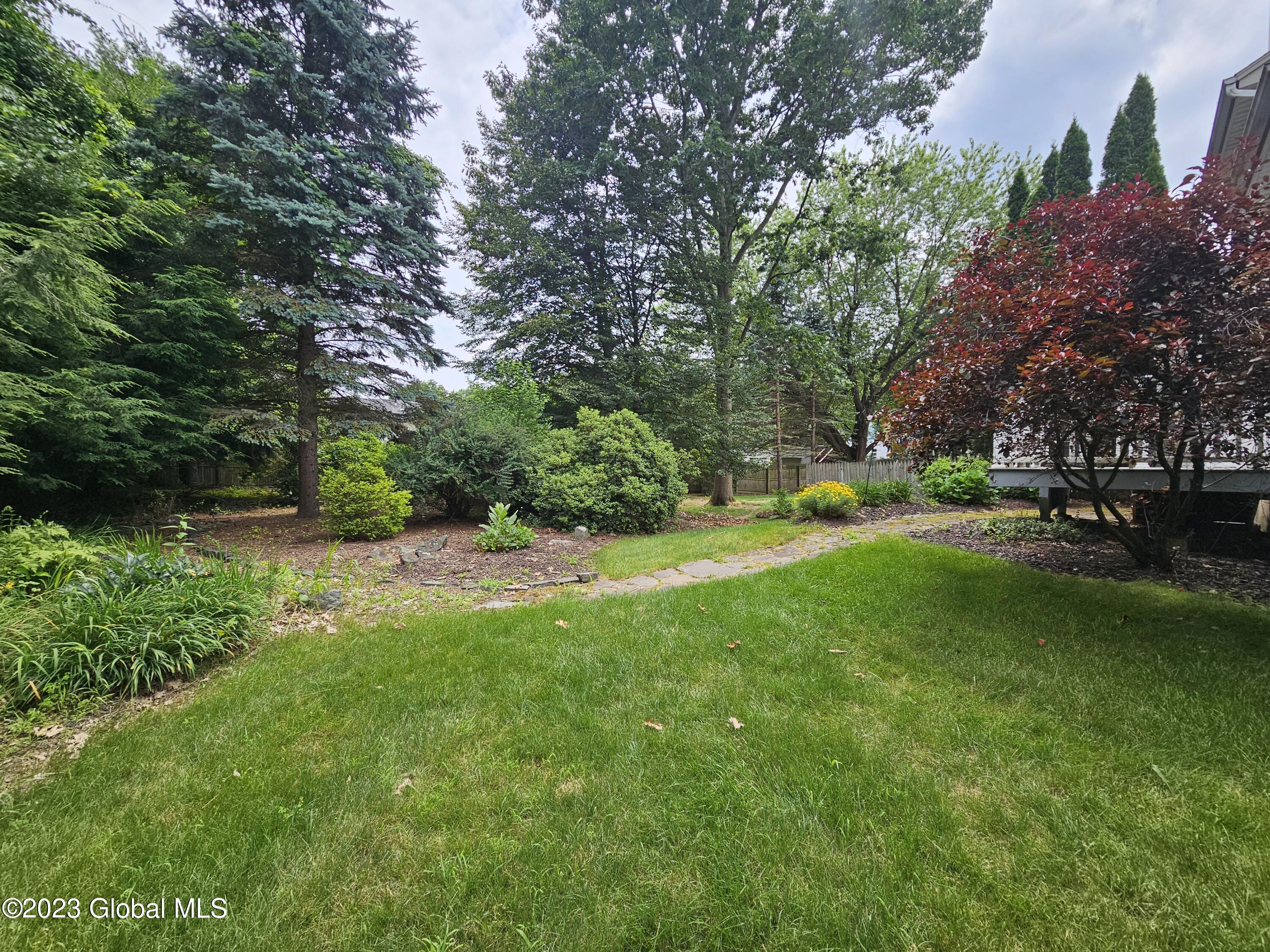 51 Empire Circle