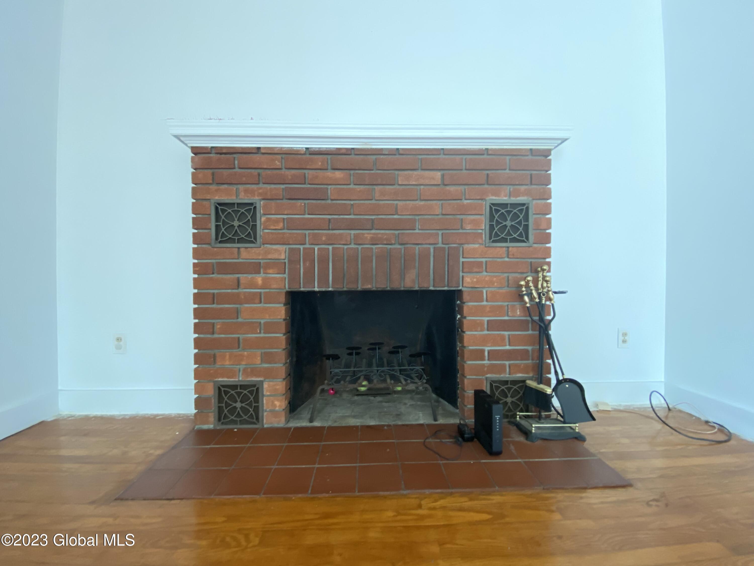 319 E Main Street