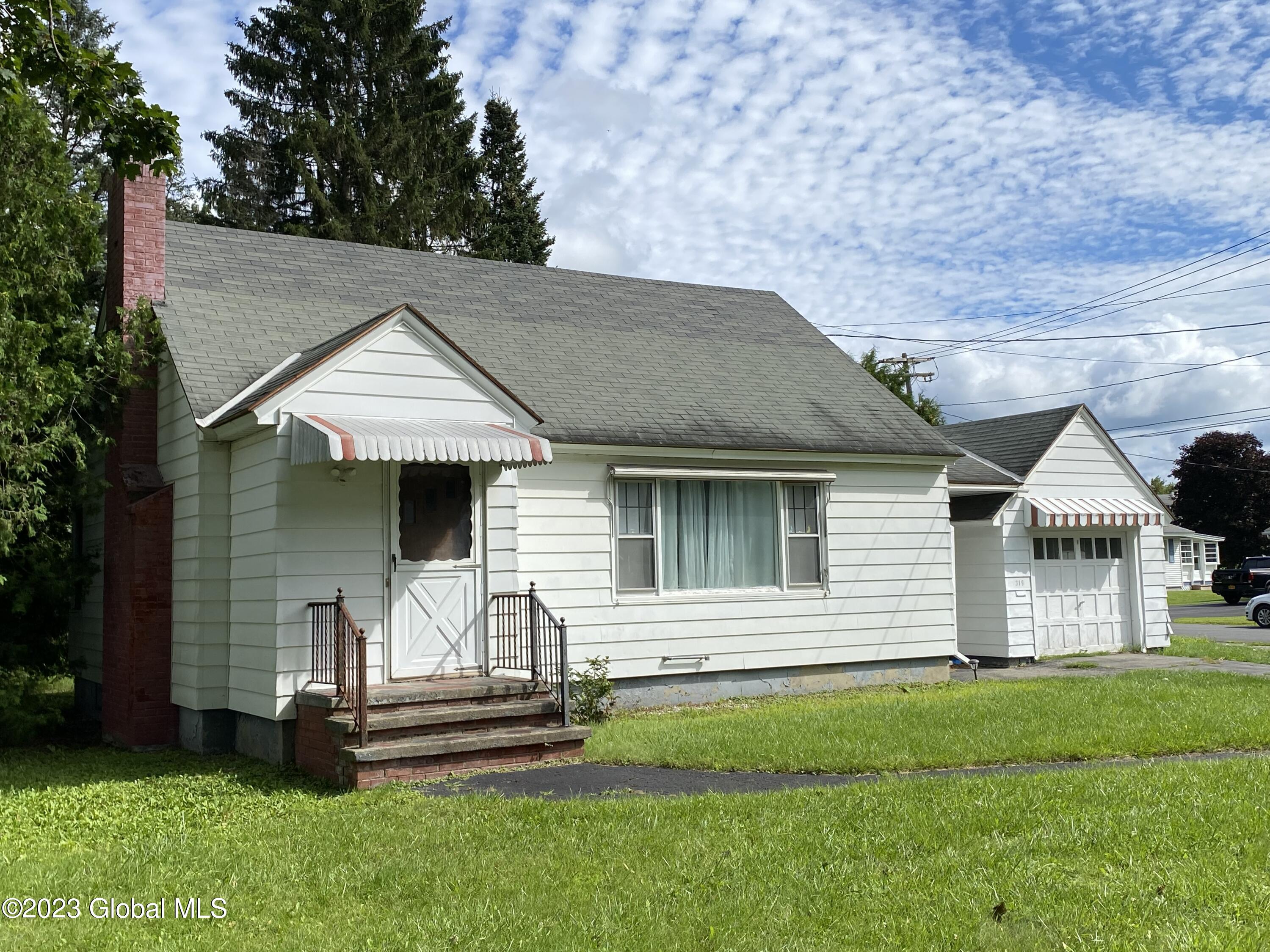 319 E Main Street