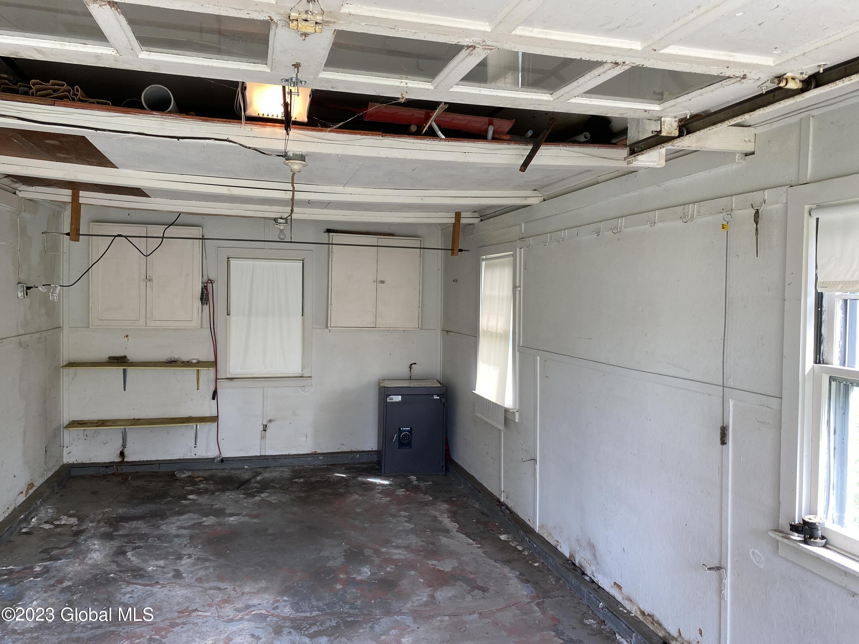 319 E Main Street