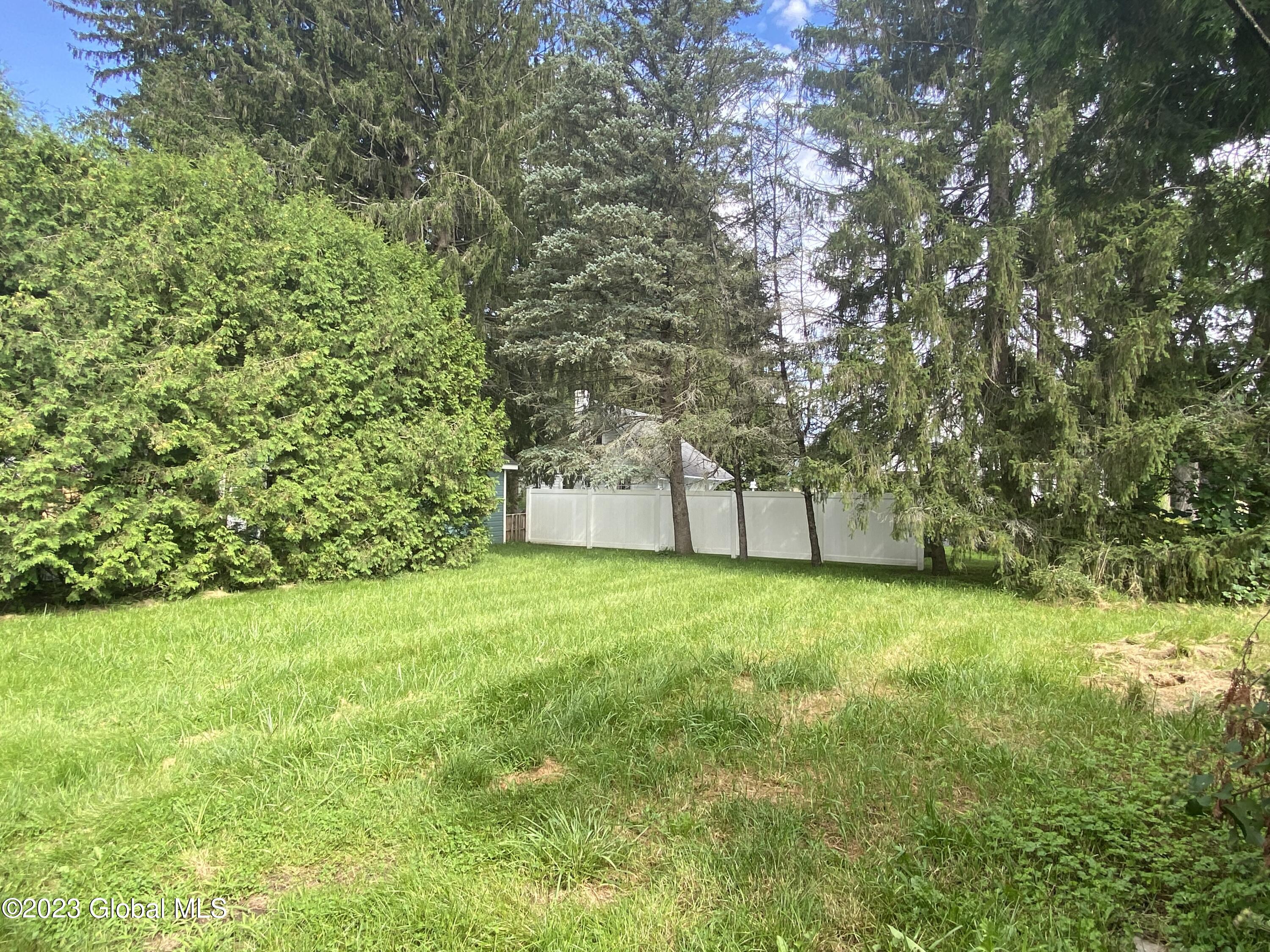 319 E Main Street