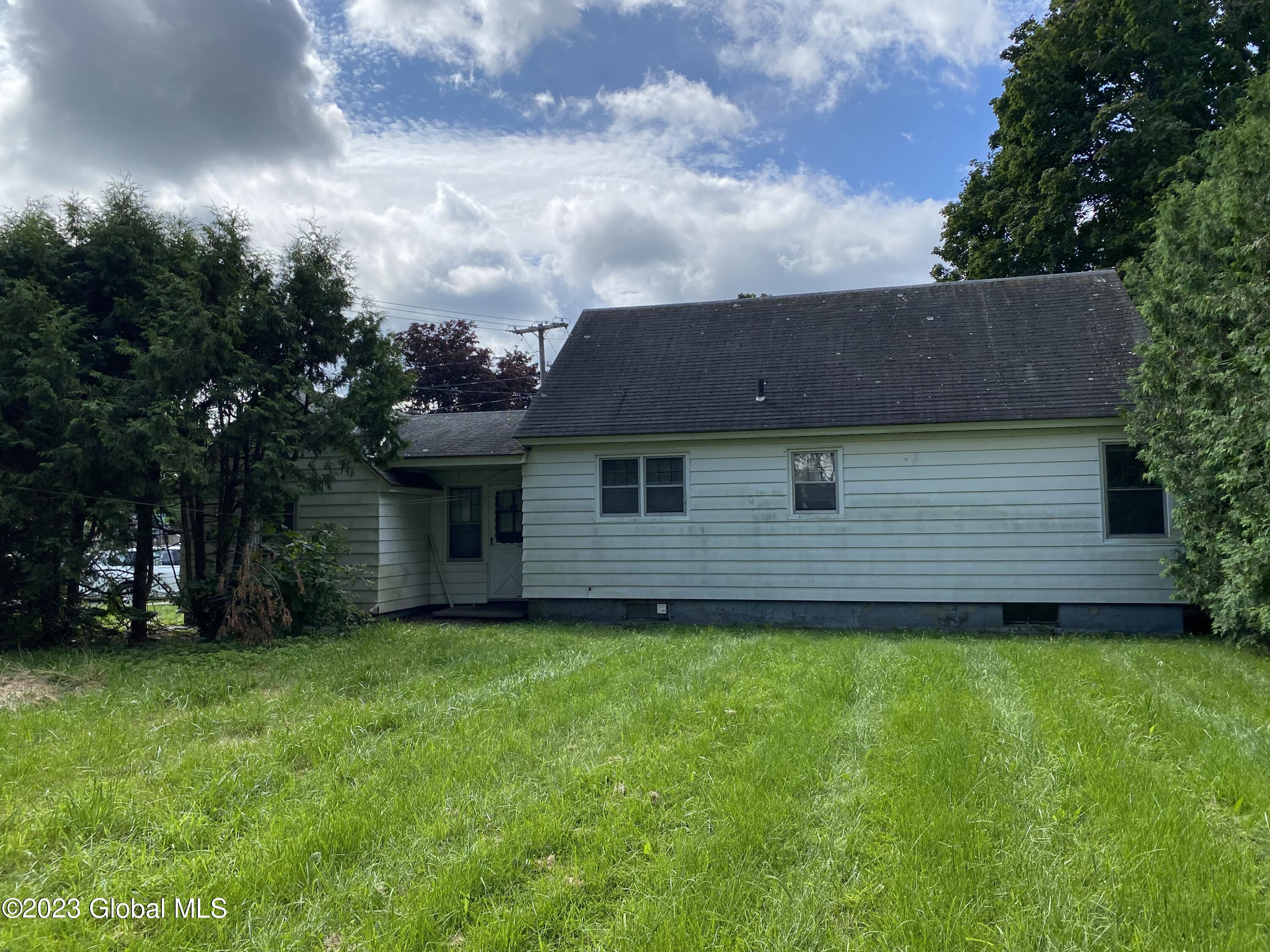 319 E Main Street