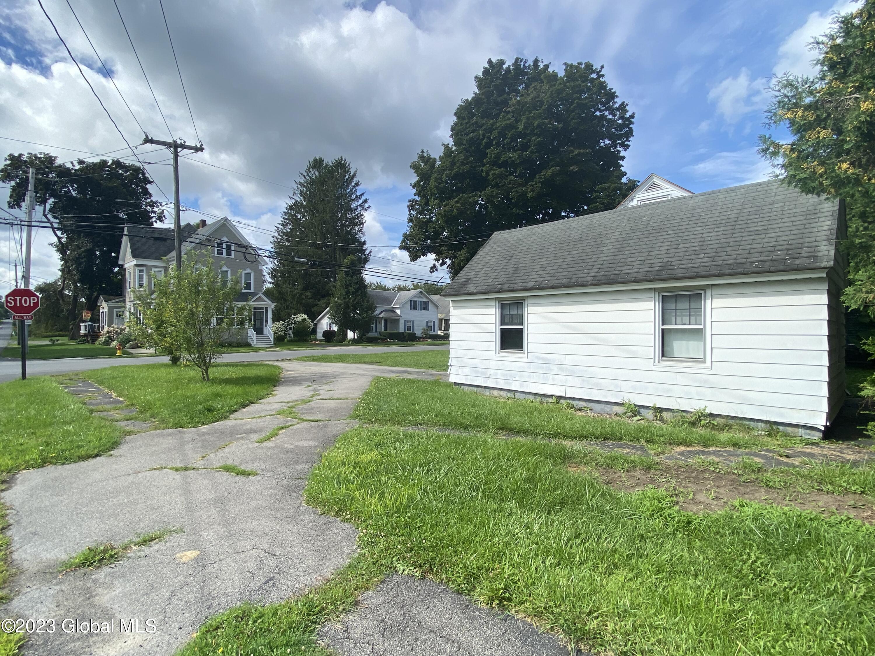 319 E Main Street