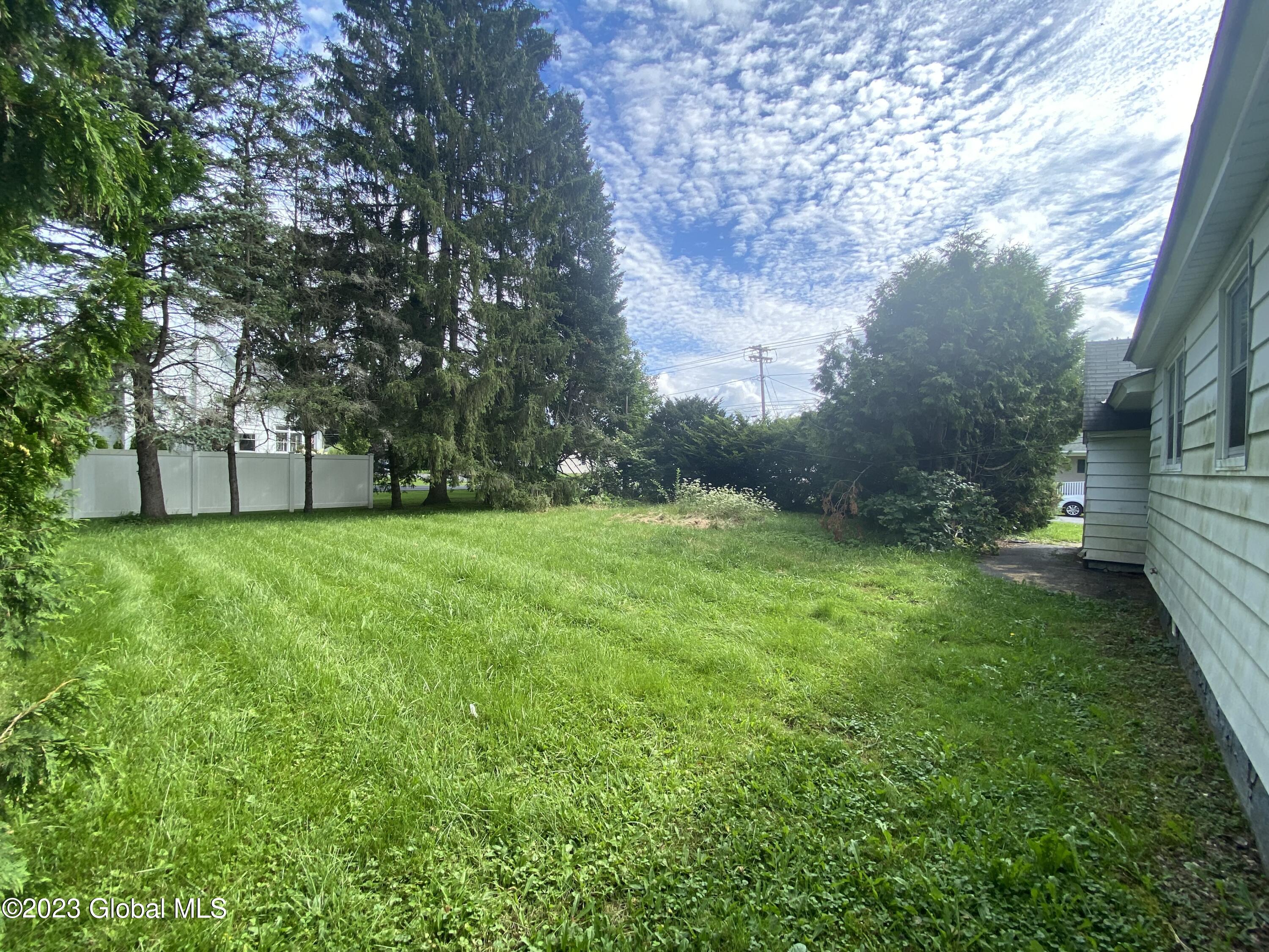319 E Main Street