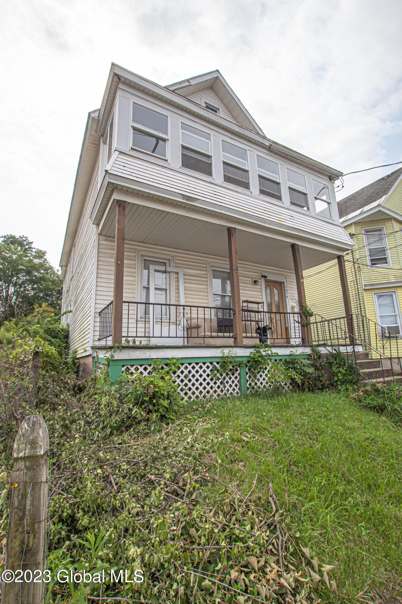 1676 Foster Avenue